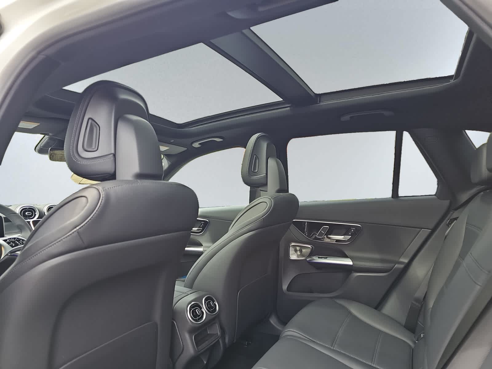 new 2026 Mercedes-Benz GLC 300 car