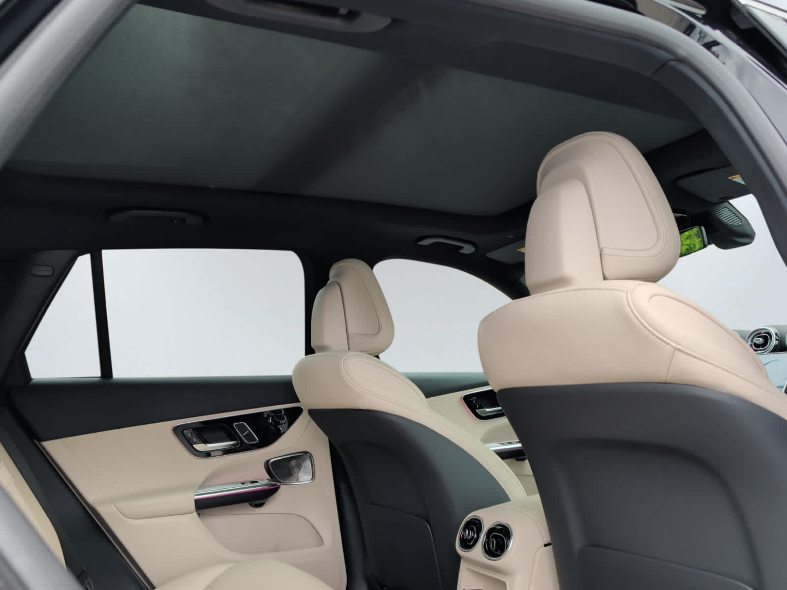 new 2026 Mercedes-Benz GLC 300 car