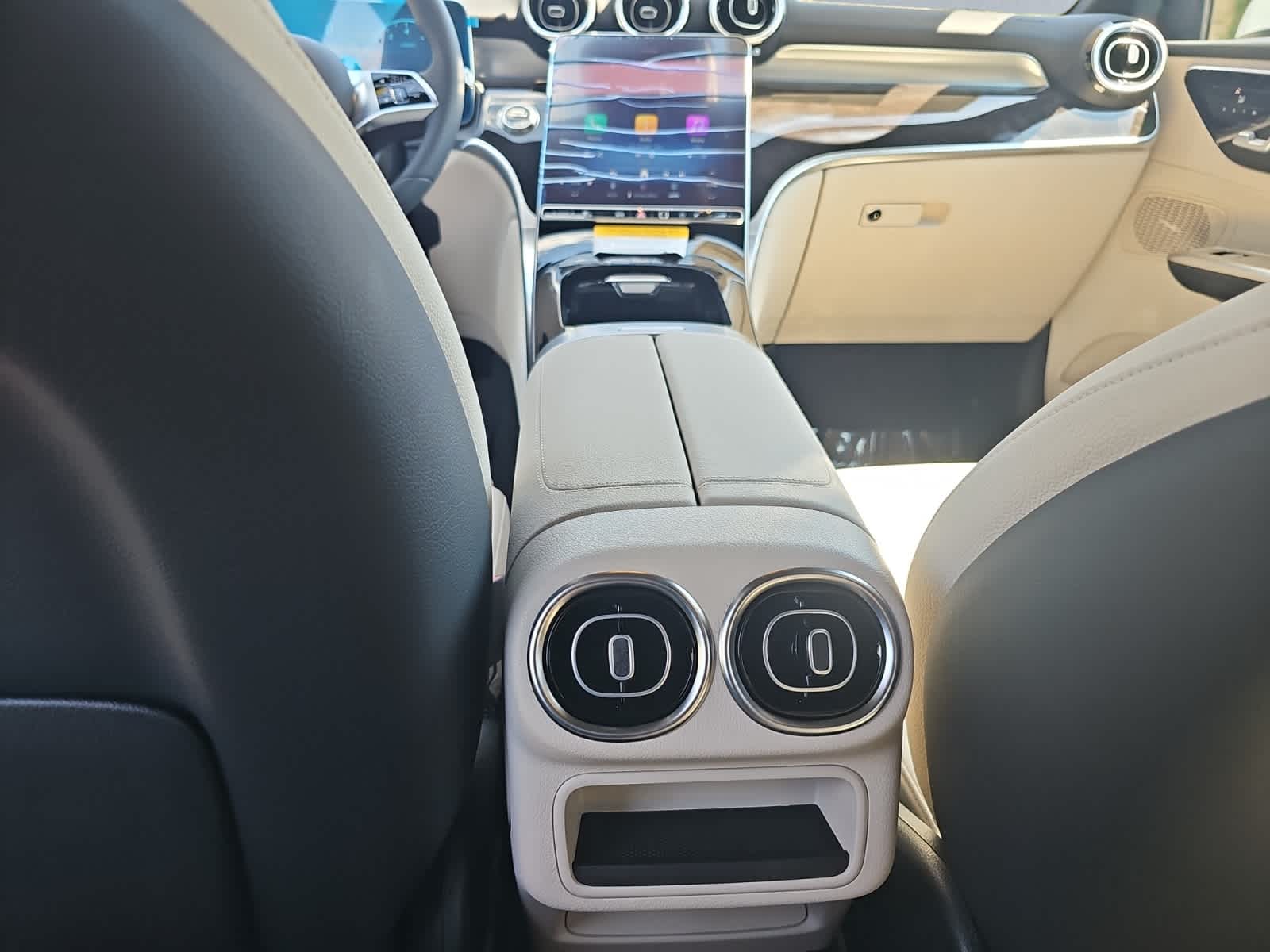 new 2026 Mercedes-Benz GLC 300 car