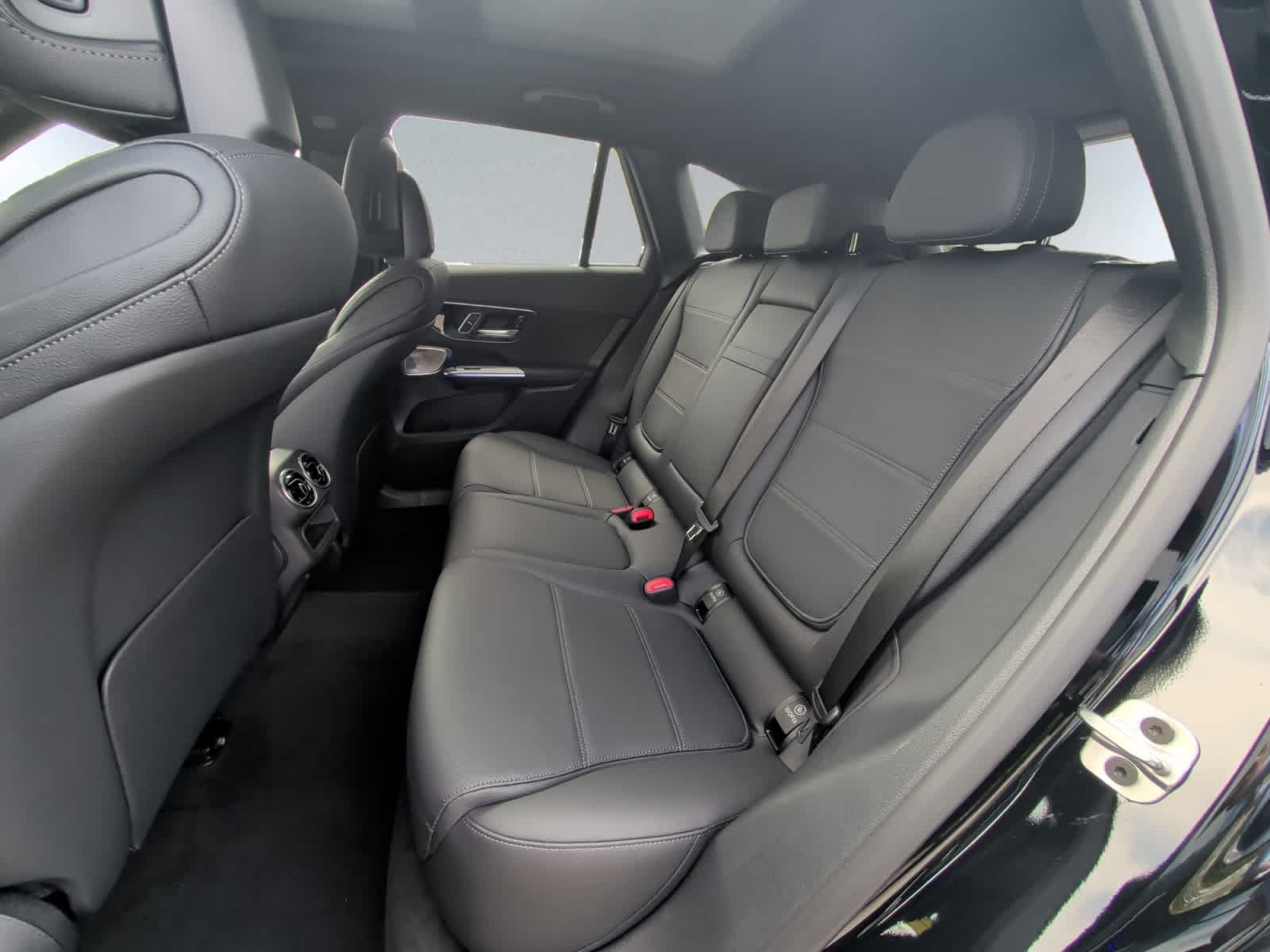 new 2026 Mercedes-Benz GLC 300 car