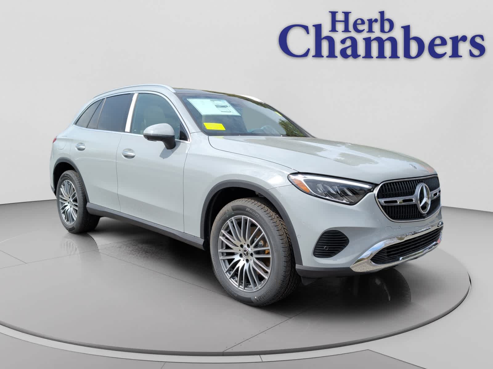 new 2026 Mercedes-Benz GLC 300 car