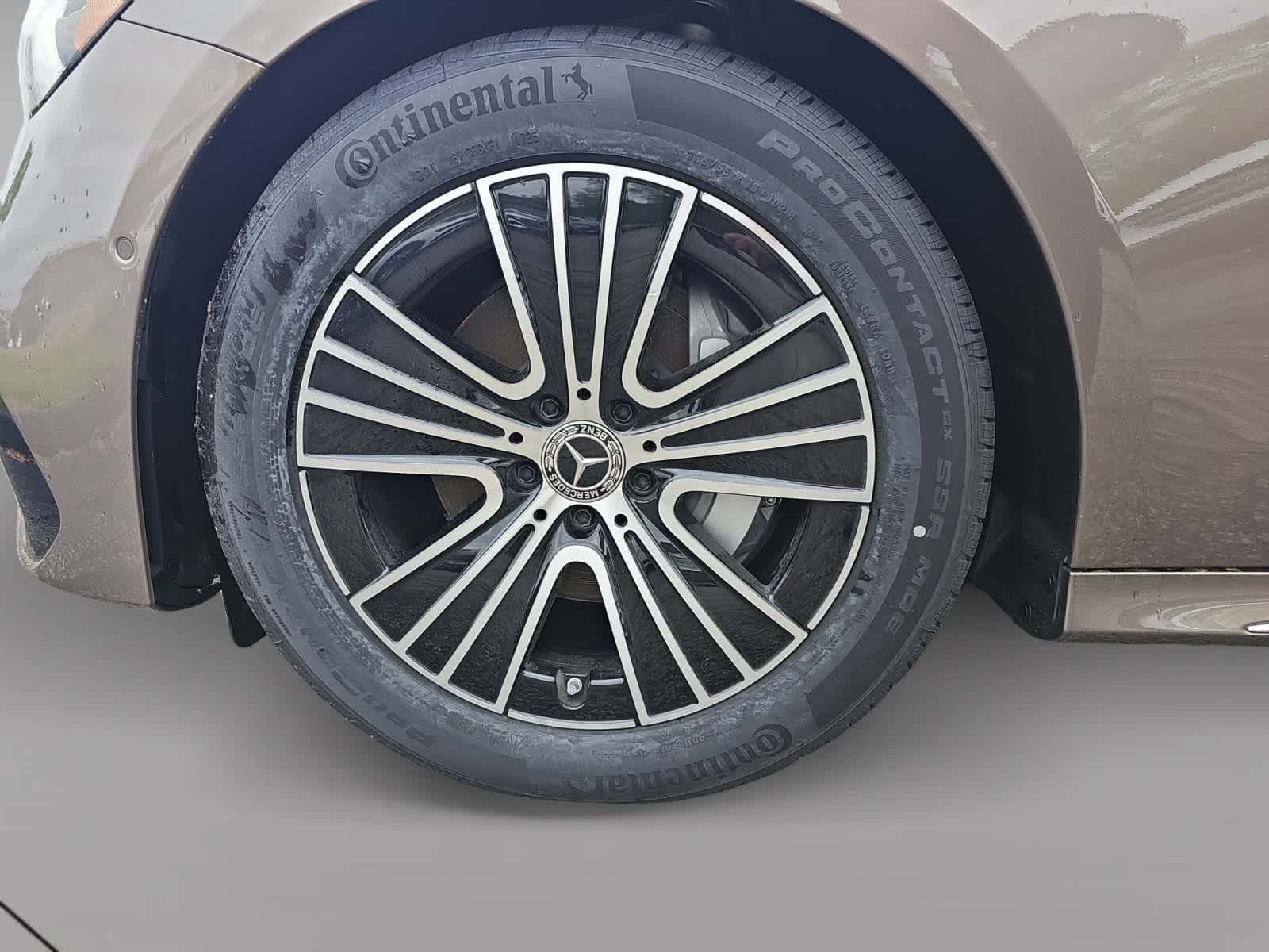 2026 Mercedes-Benz E-Class E350 - Photo 17