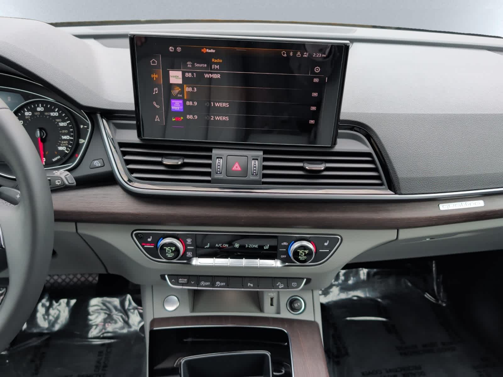 used 2024 Audi Q5 car, priced at $32,988