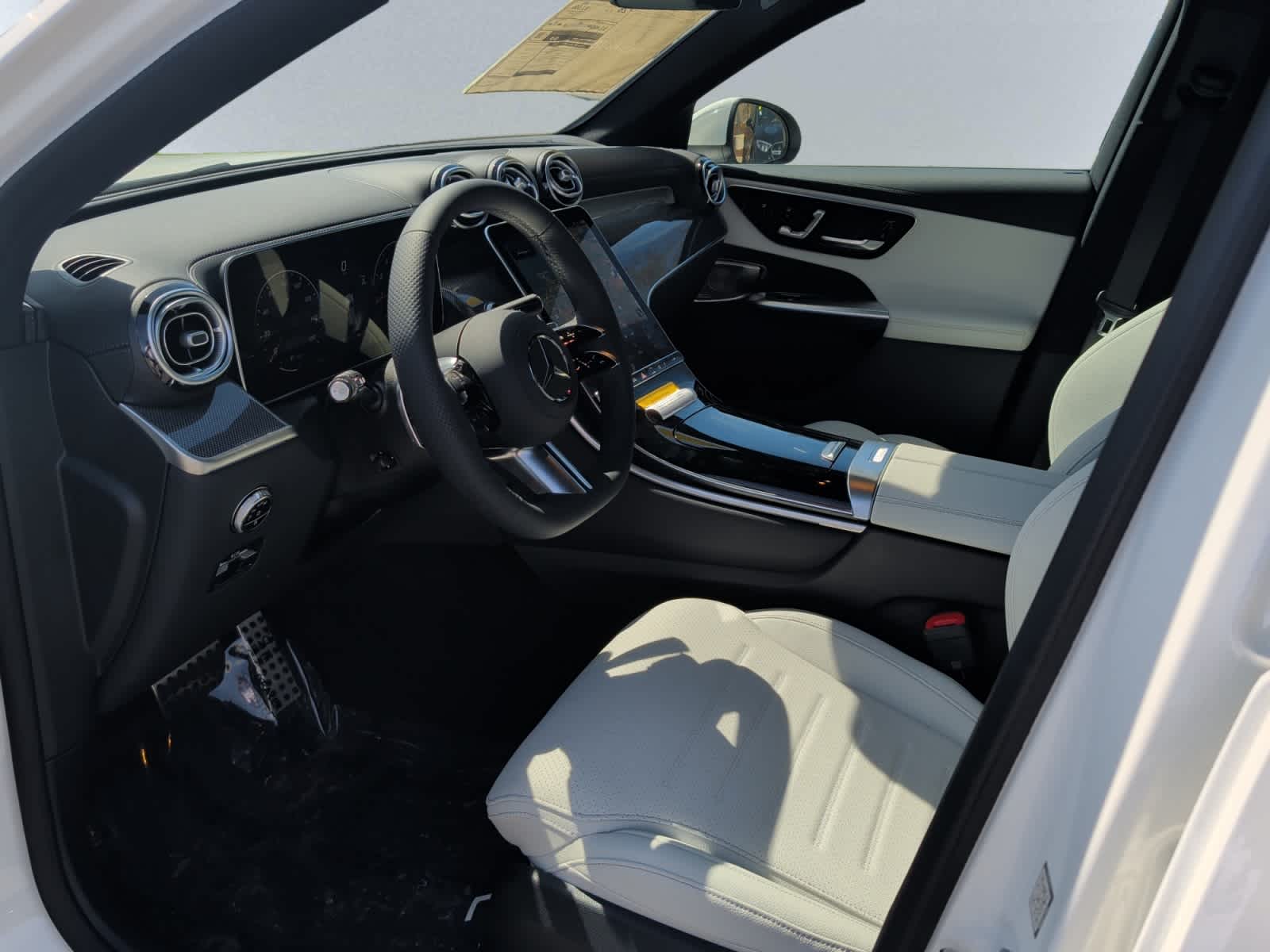 new 2026 Mercedes-Benz GLC 300 car