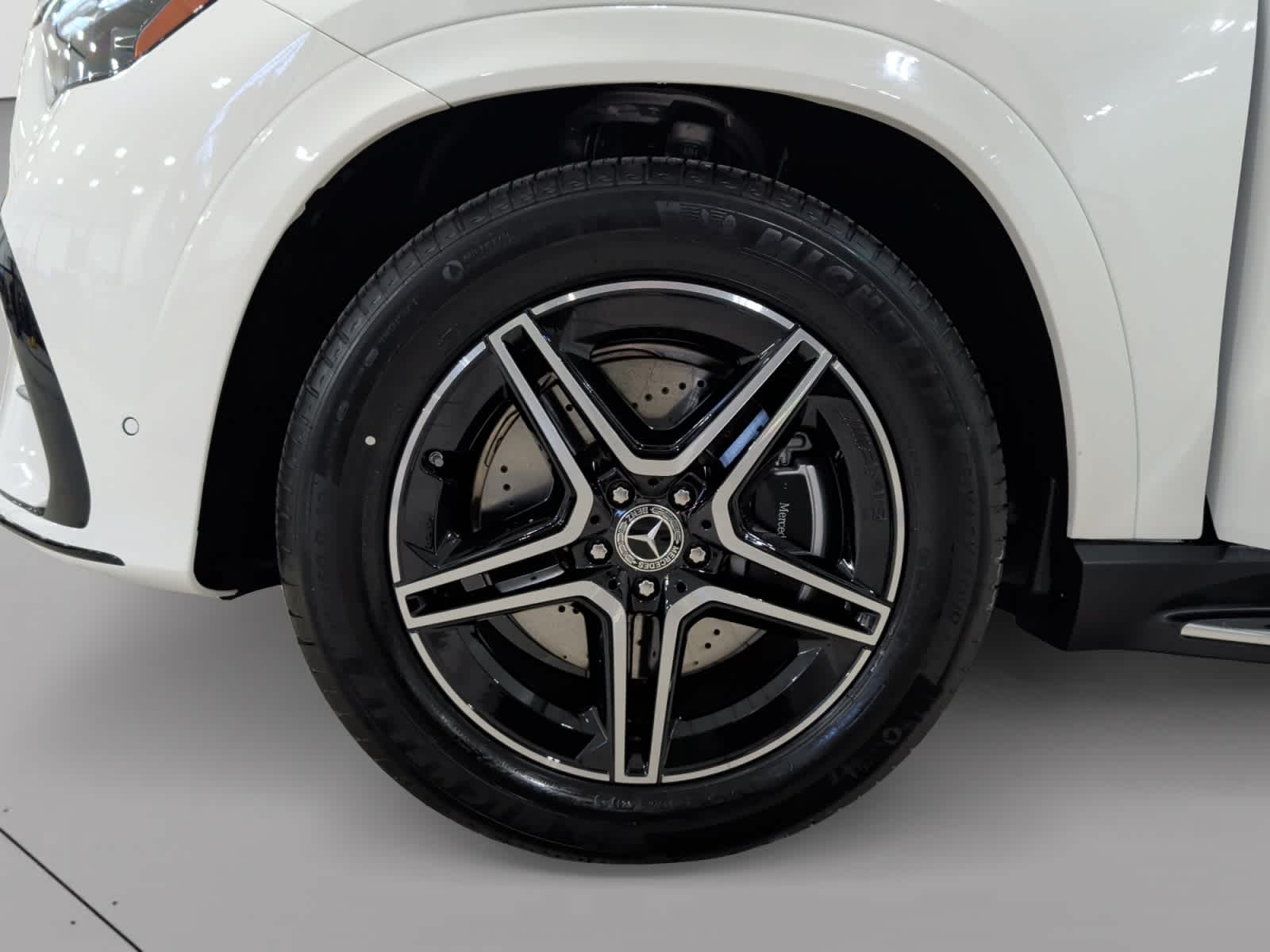 used 2025 Mercedes-Benz GLE 350 car, priced at $67,988