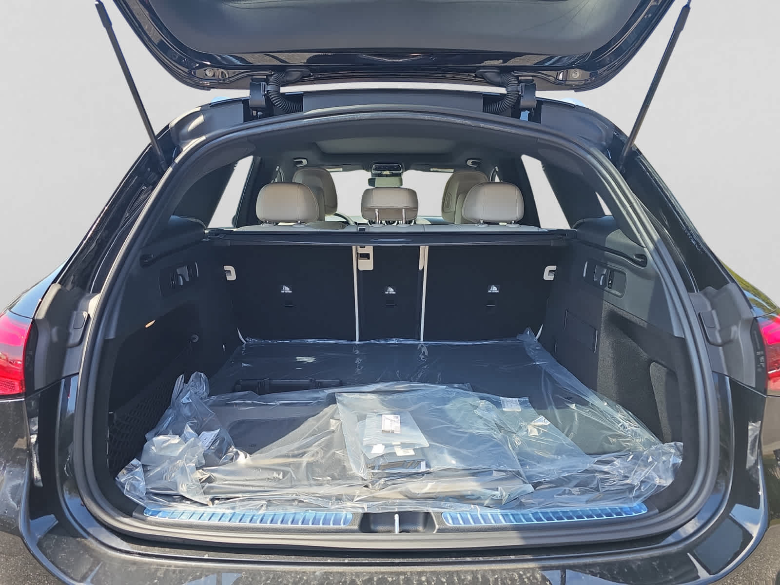 new 2026 Mercedes-Benz GLC 300 car