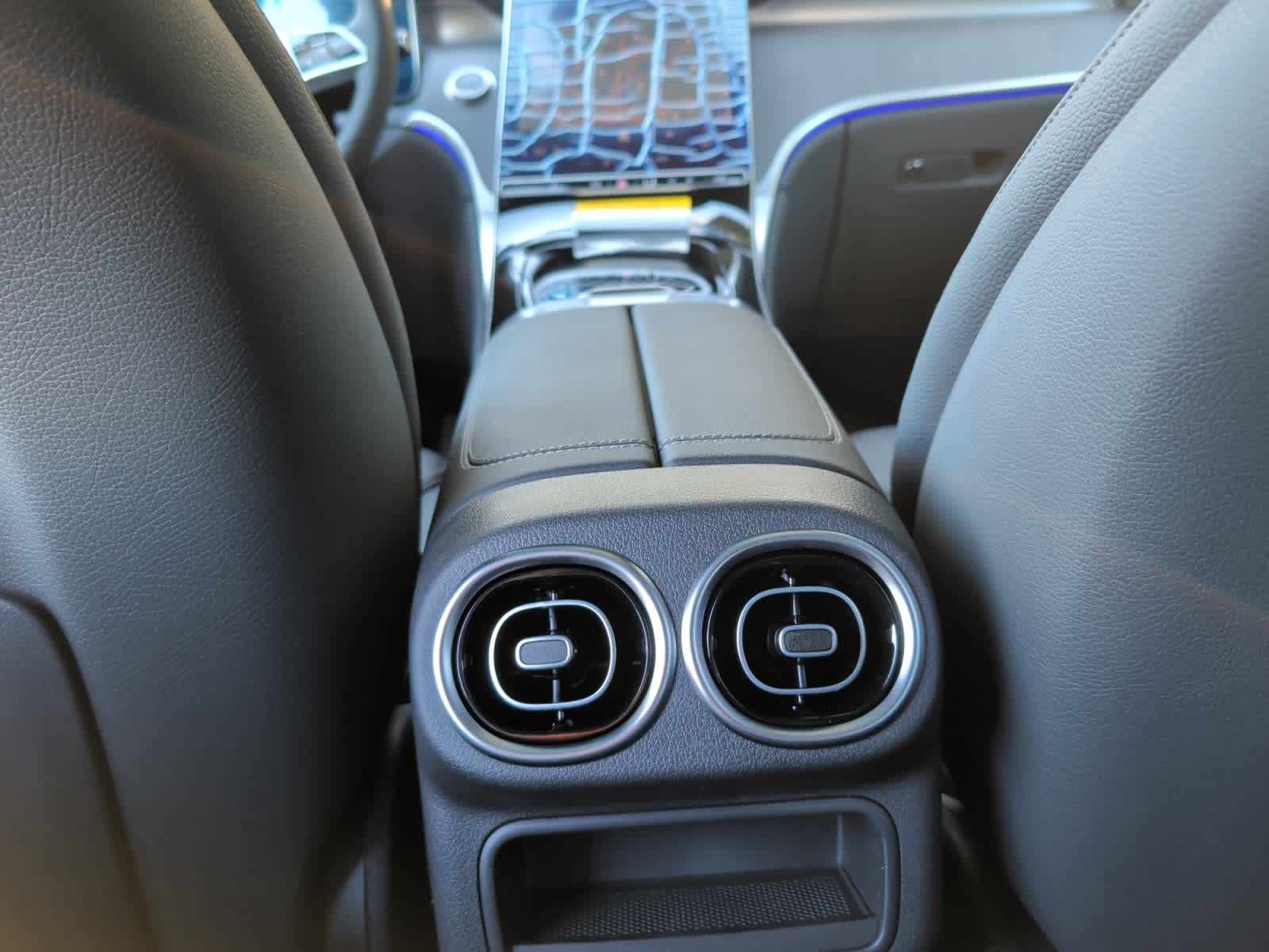 new 2026 Mercedes-Benz GLC 300 car