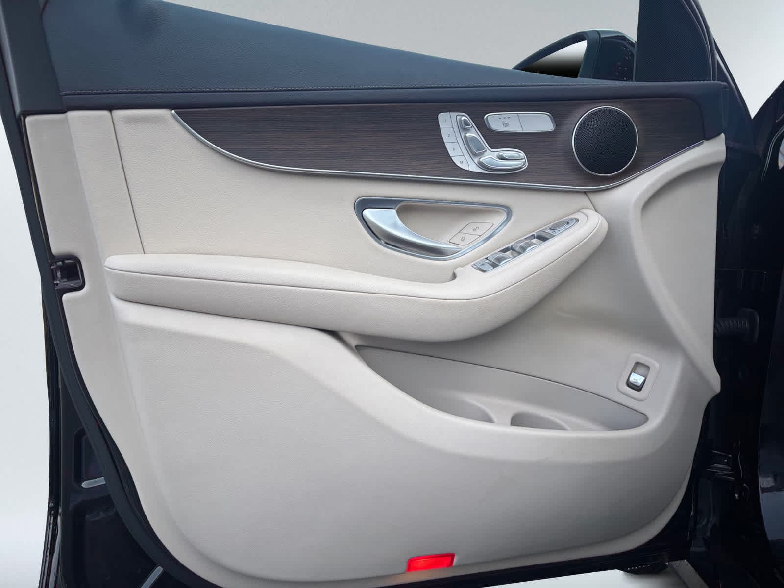 used 2022 Mercedes-Benz GLC 300 car, priced at $30,488