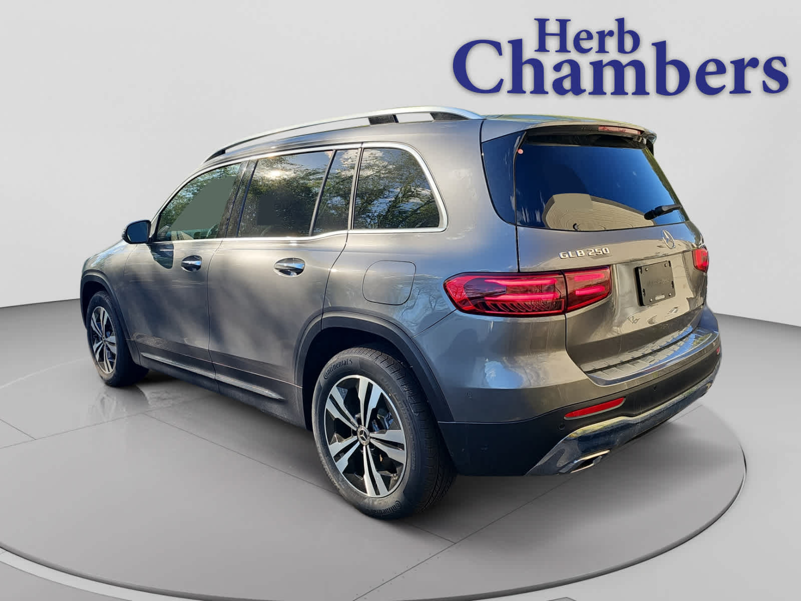 new 2026 Mercedes-Benz GLB 250 car