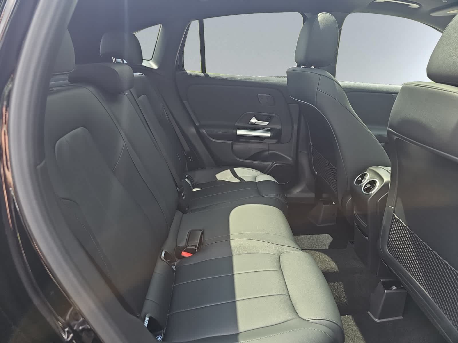 new 2026 Mercedes-Benz GLA 250 car