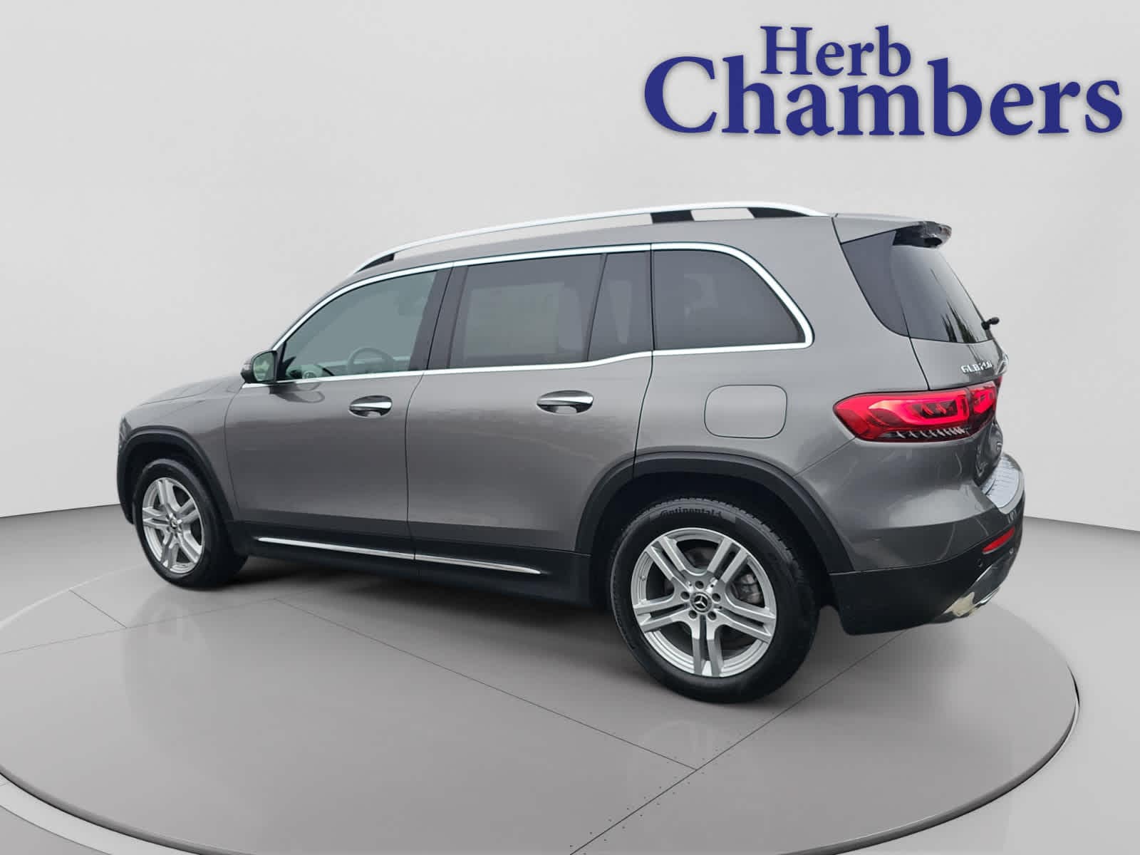 used 2022 Mercedes-Benz GLB 250 car, priced at $28,998