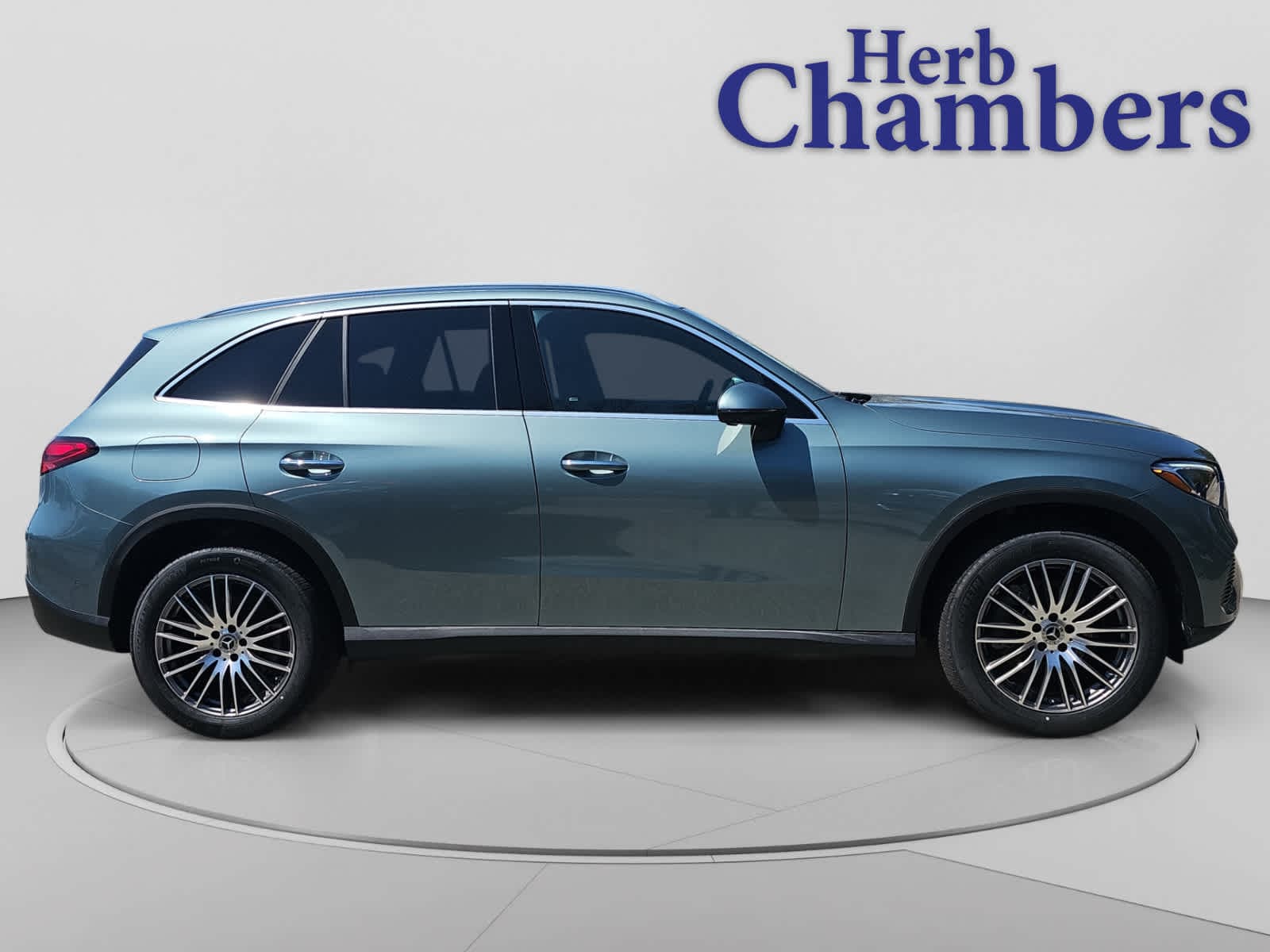 new 2026 Mercedes-Benz GLC 300 car