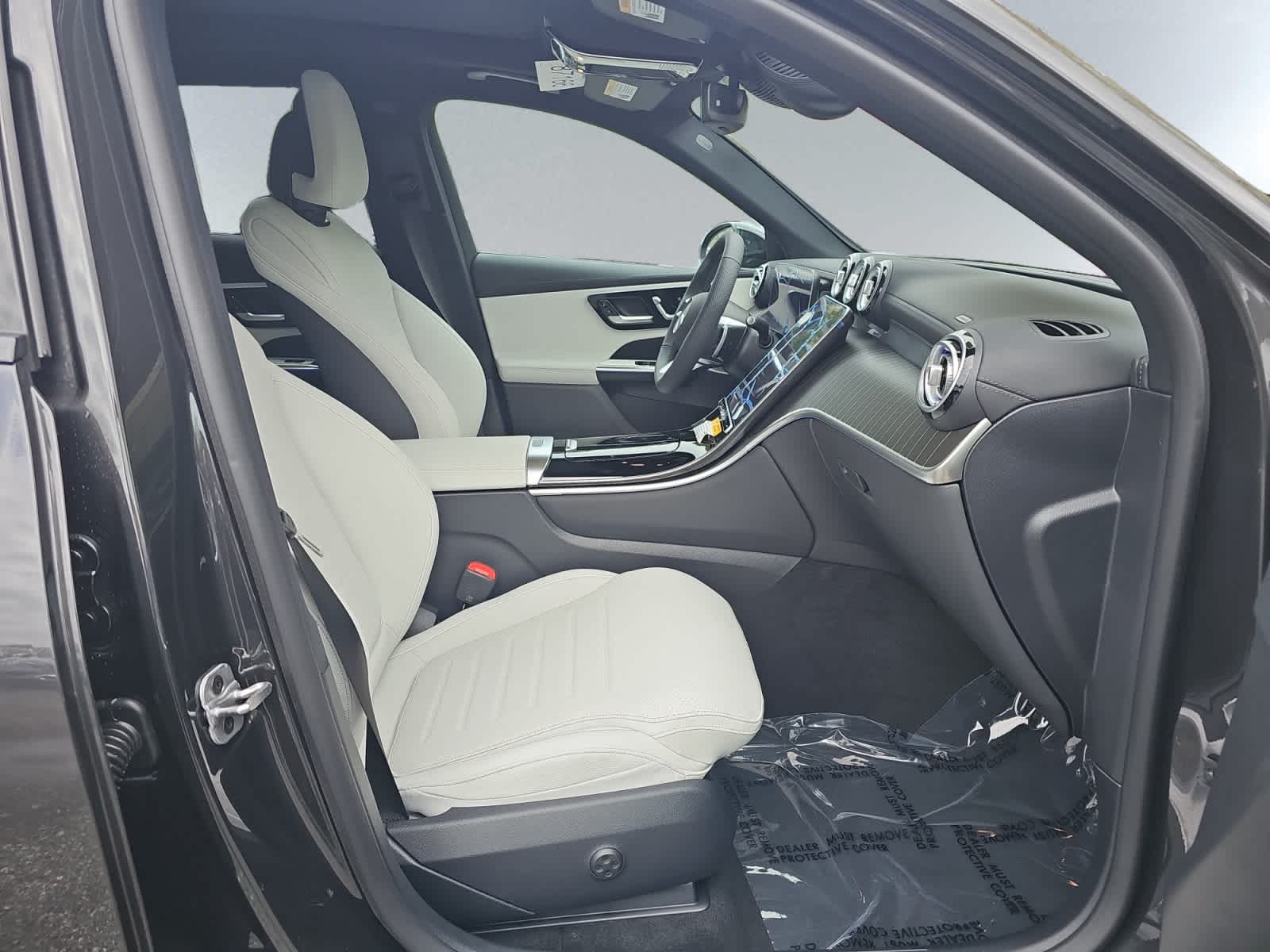 new 2026 Mercedes-Benz GLC 300 car