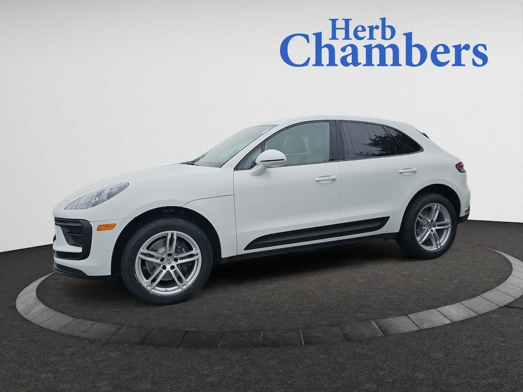Used 2024 Porsche Macan  SUV