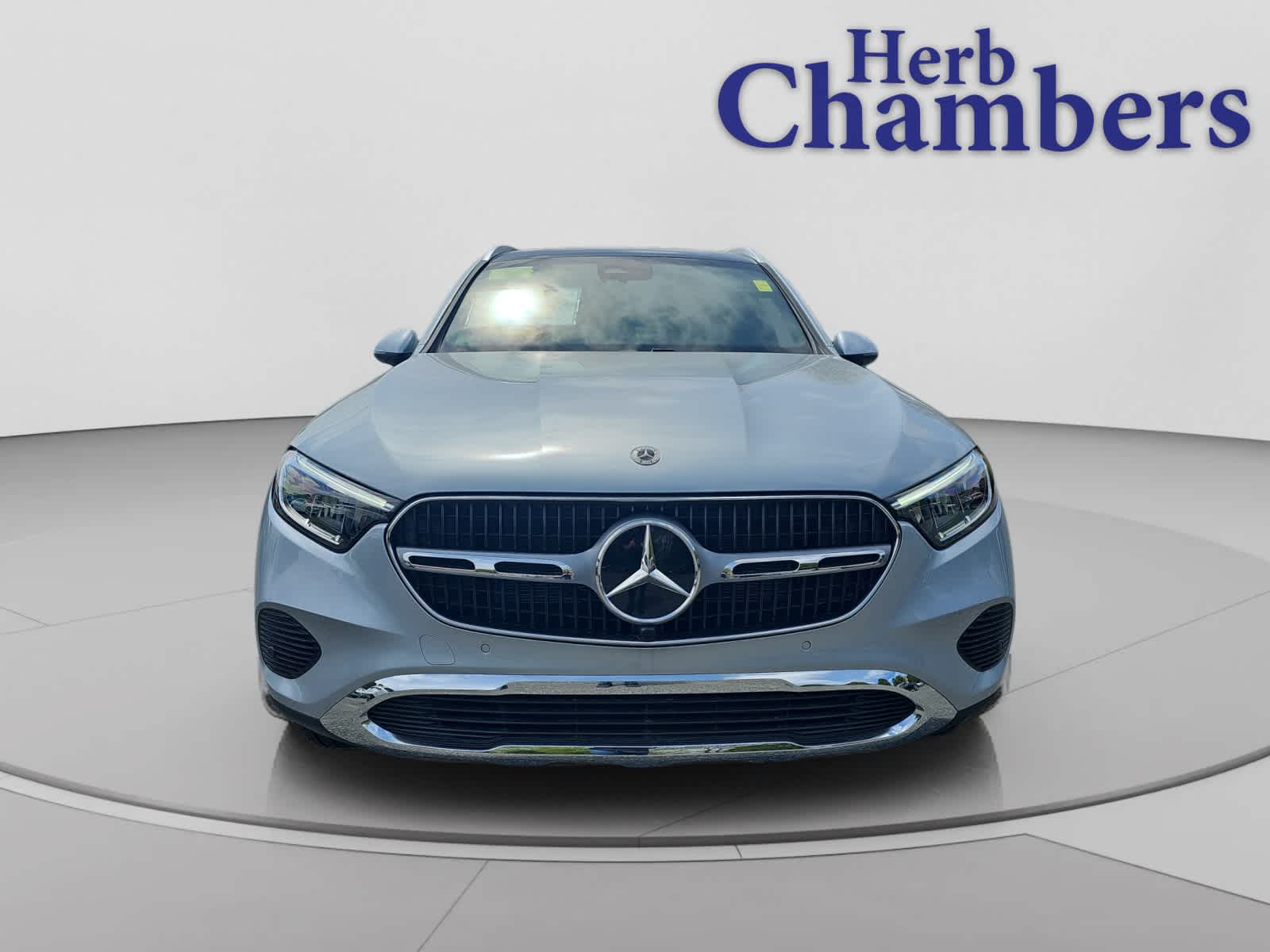 new 2026 Mercedes-Benz GLC 300 car