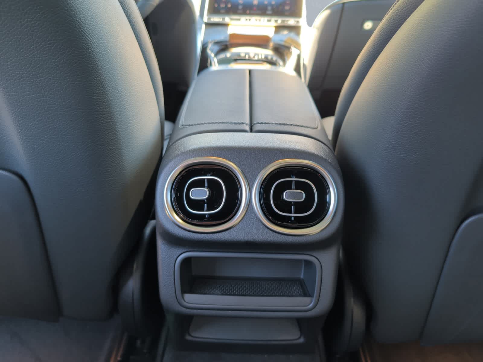 new 2026 Mercedes-Benz GLC 300 car