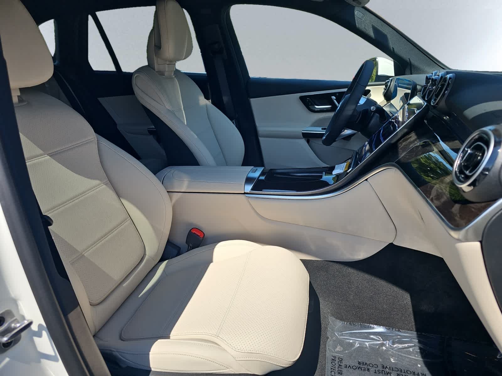 new 2026 Mercedes-Benz GLC 300 car