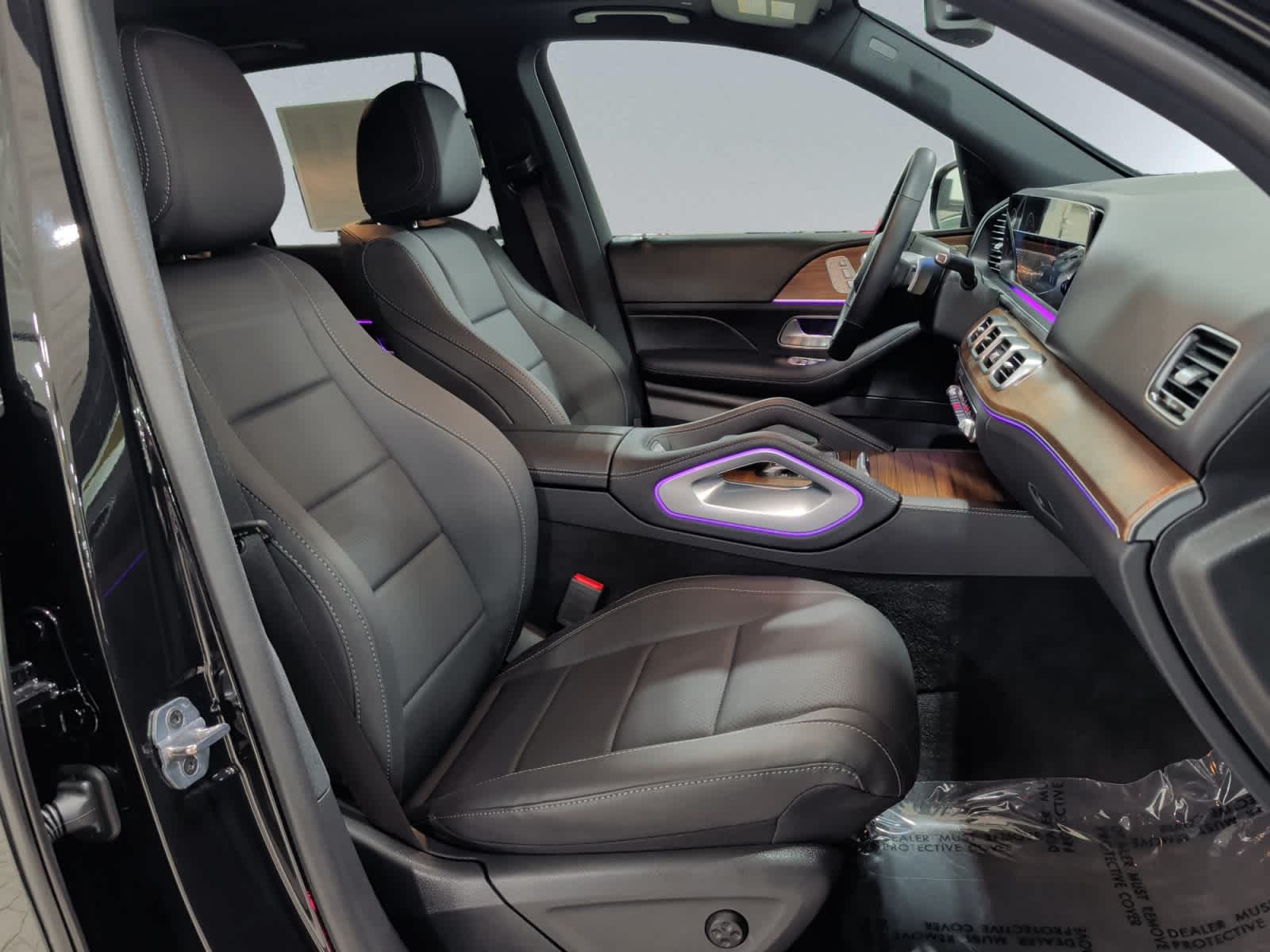 used 2025 Mercedes-Benz GLE 450 car, priced at $67,998