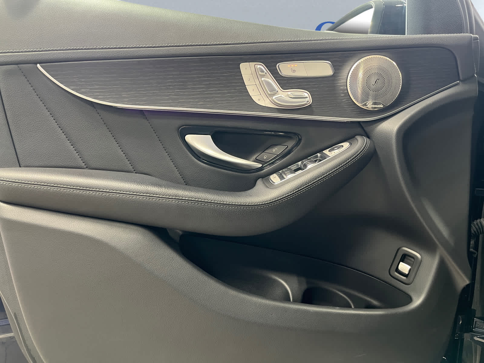 used 2023 Mercedes-Benz GLC 300 car, priced at $40,988