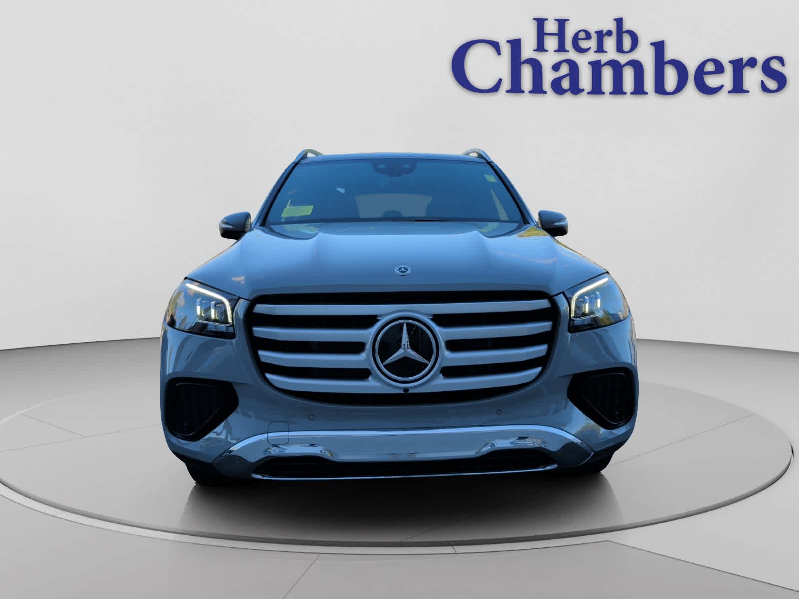 new 2026 Mercedes-Benz GLS 450 car