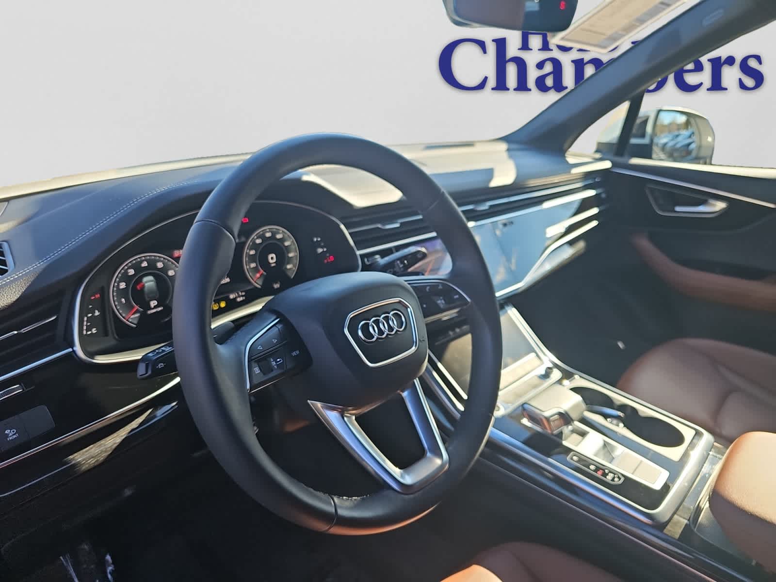 used 2024 Audi Q7 car, priced at $38,498