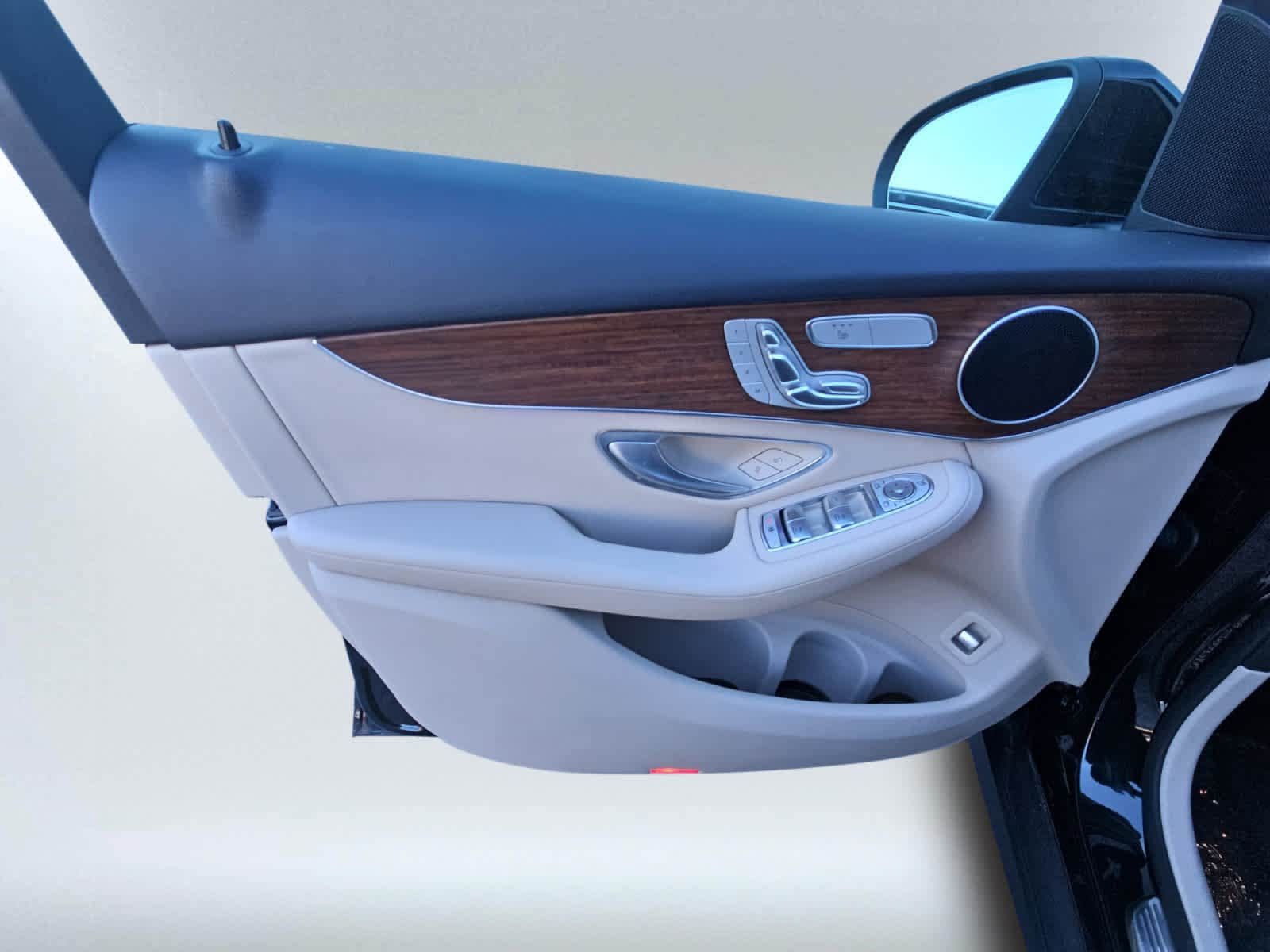 used 2022 Mercedes-Benz GLC 300 car, priced at $31,988