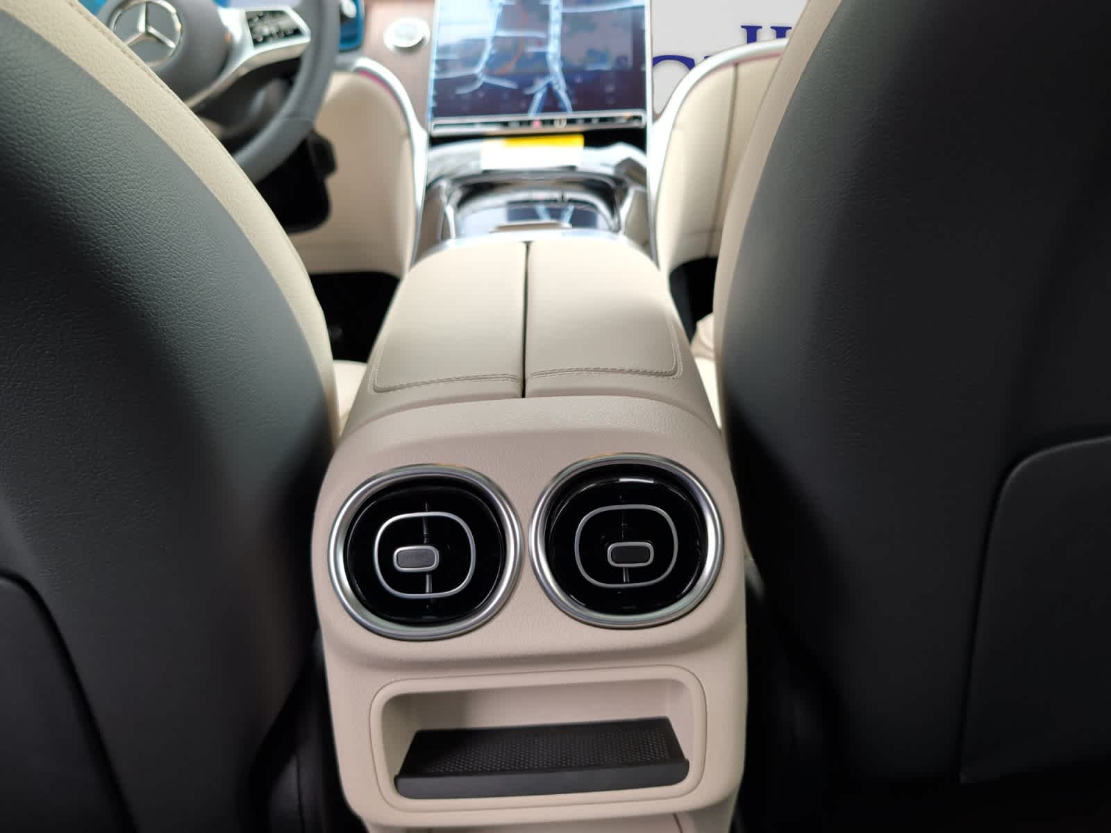 new 2026 Mercedes-Benz GLC 300 car