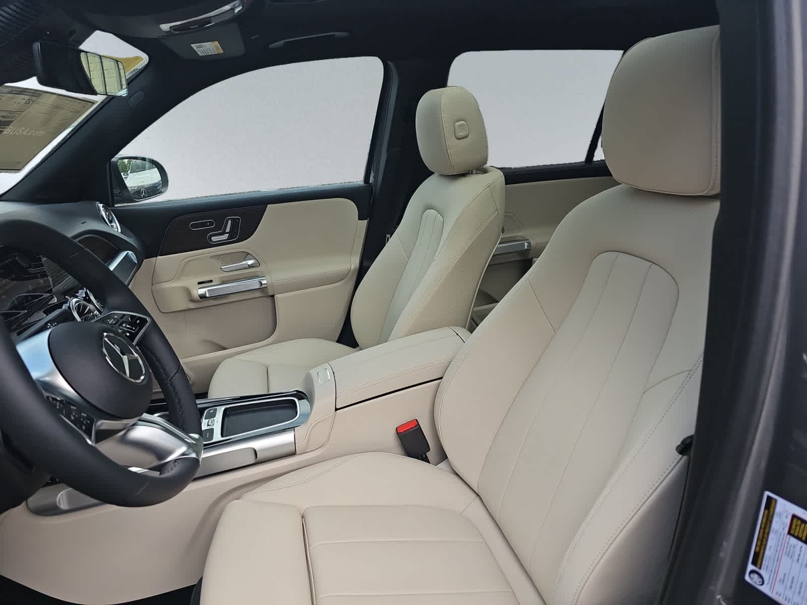 new 2026 Mercedes-Benz GLB 250 car
