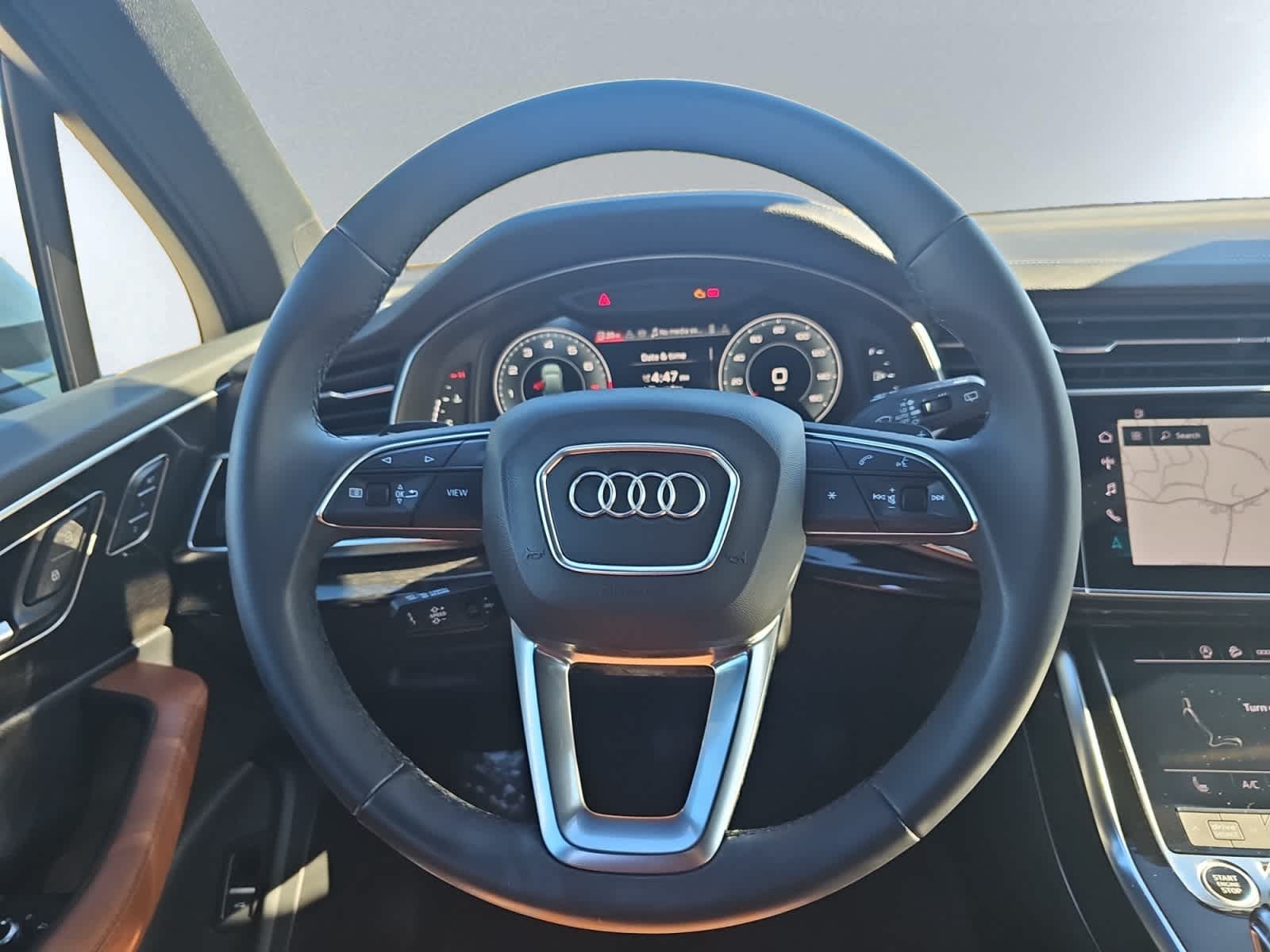 used 2024 Audi Q7 car, priced at $38,498