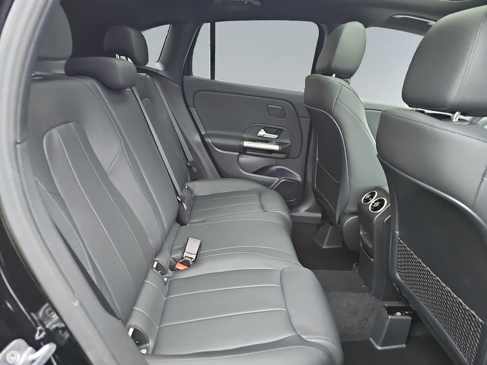 new 2026 Mercedes-Benz GLA 250 car