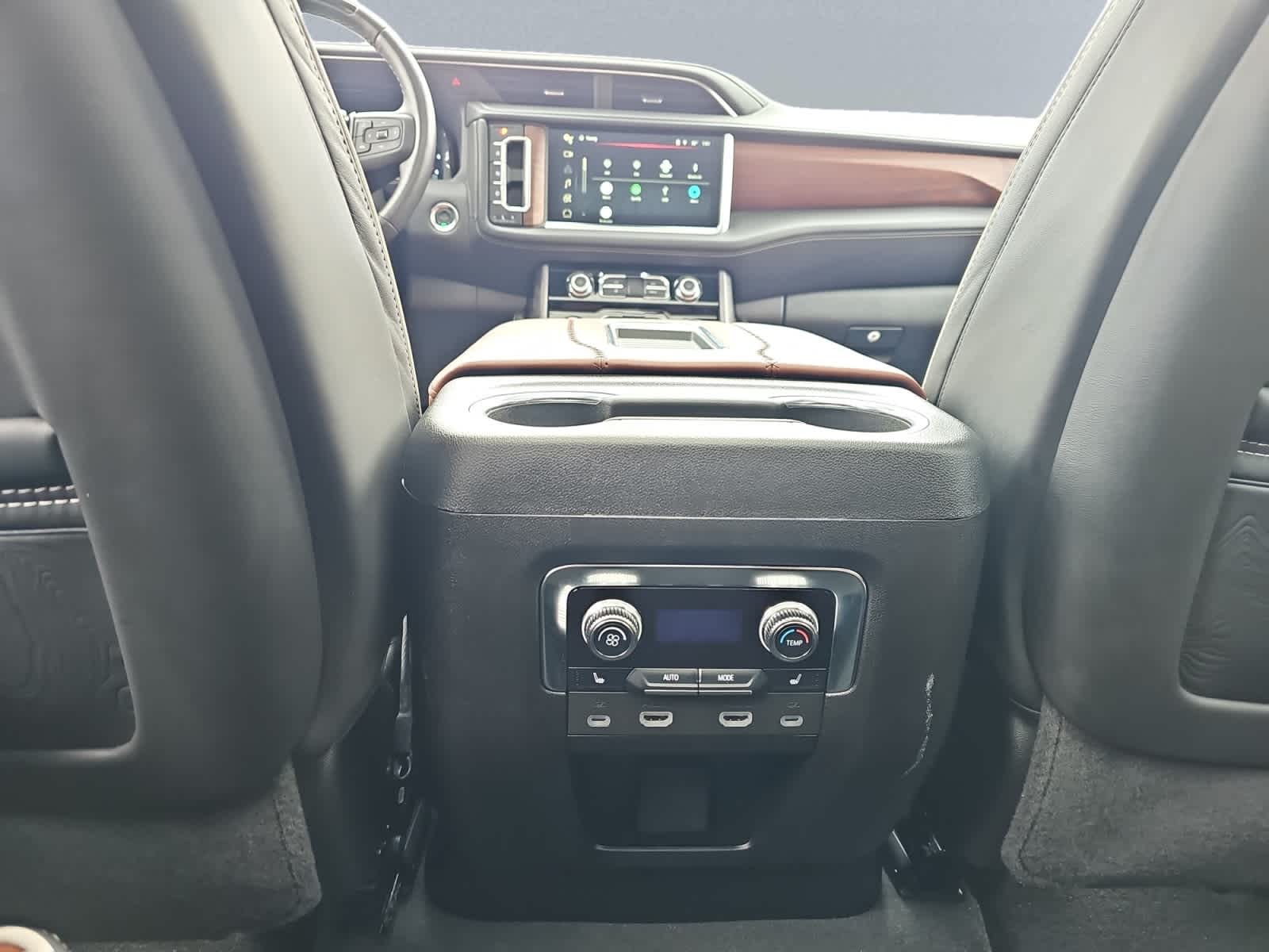 used 2024 GMC Yukon car, priced at $79,998