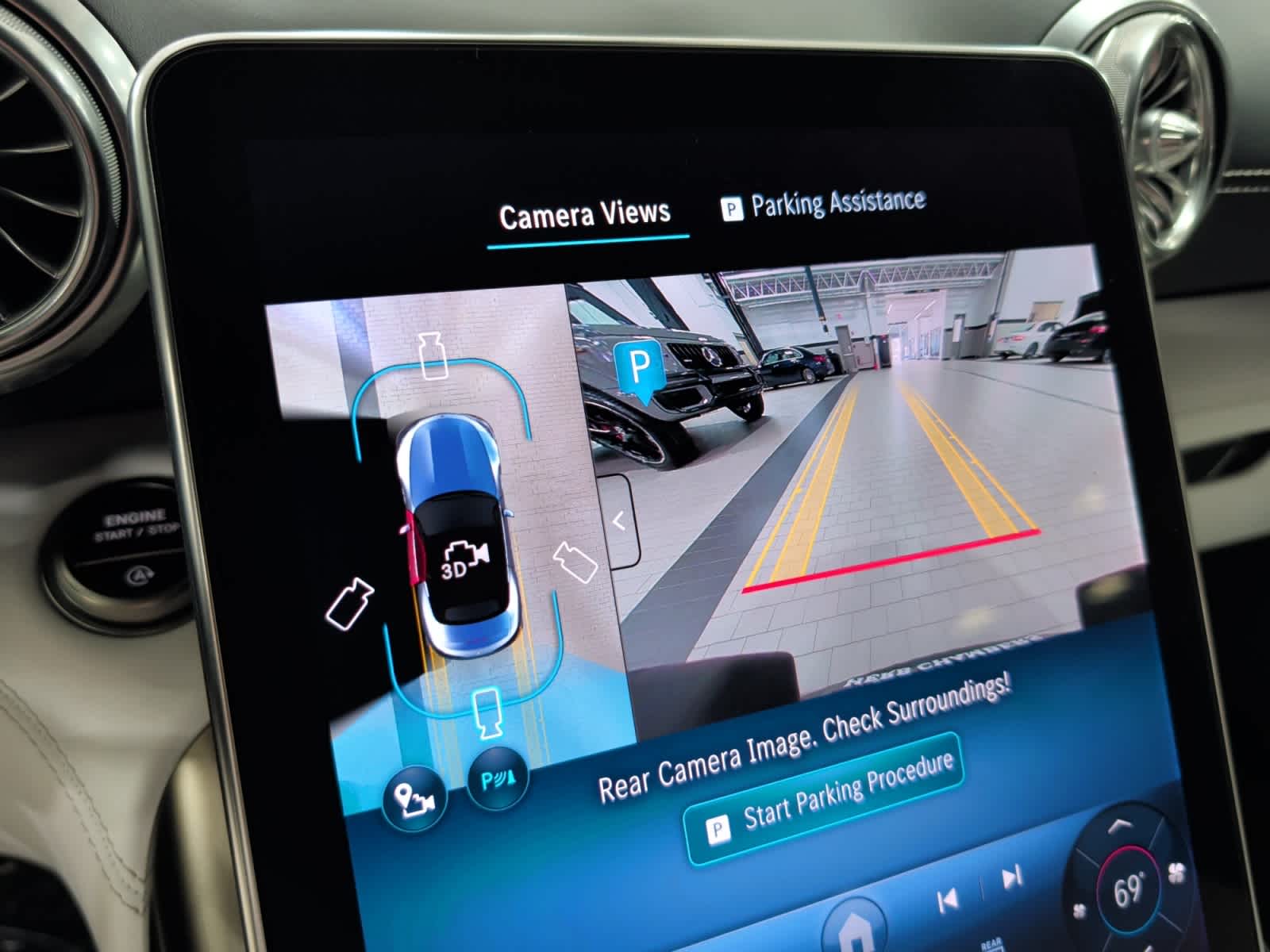 used 2025 Mercedes-Benz AMG SL 55 car, priced at $127,998