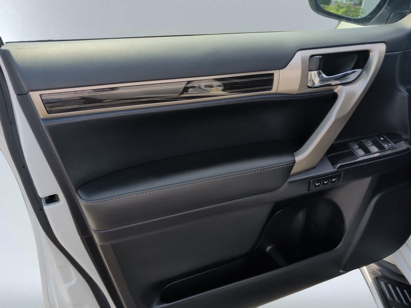 used 2020 Lexus GX 460 car, priced at $39,498