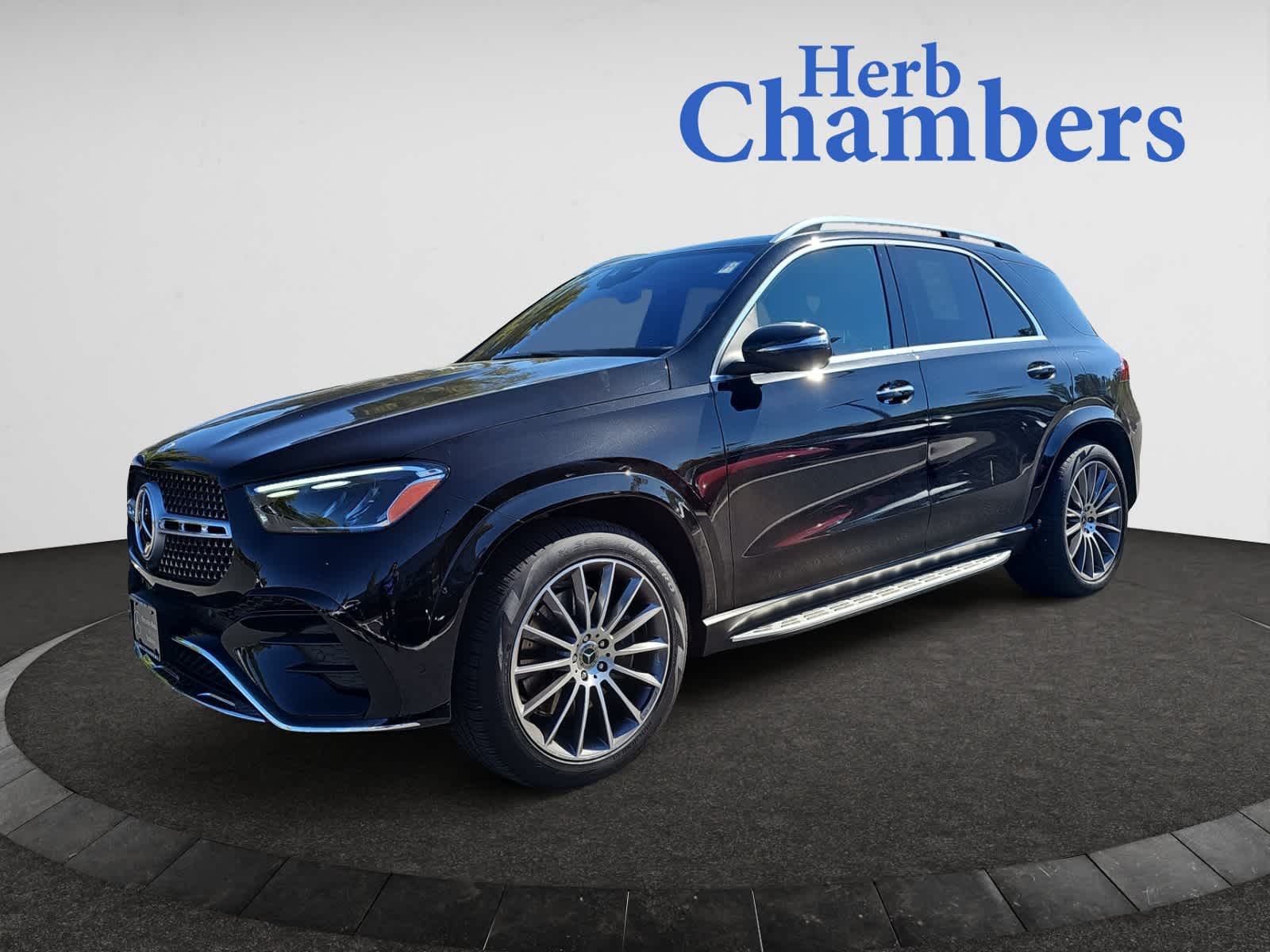 2025 Mercedes Benz GLE 450e 4MATIC photo 4