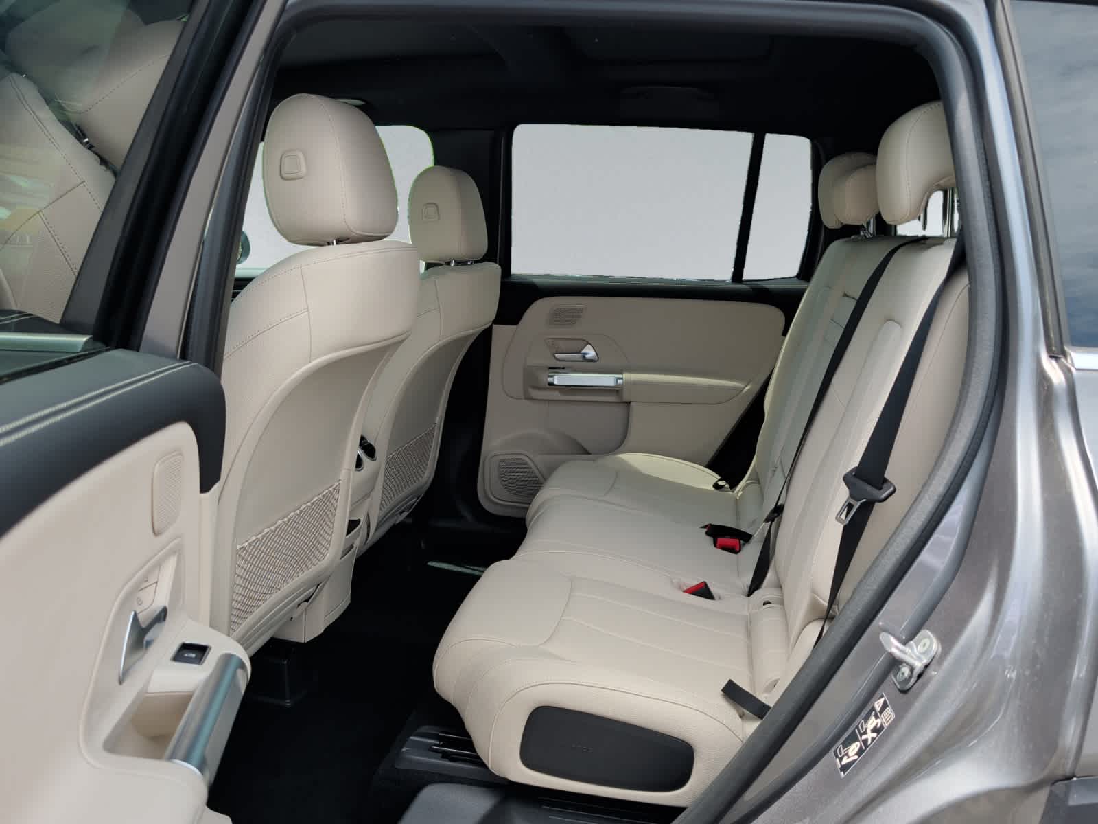 new 2026 Mercedes-Benz GLB 250 car