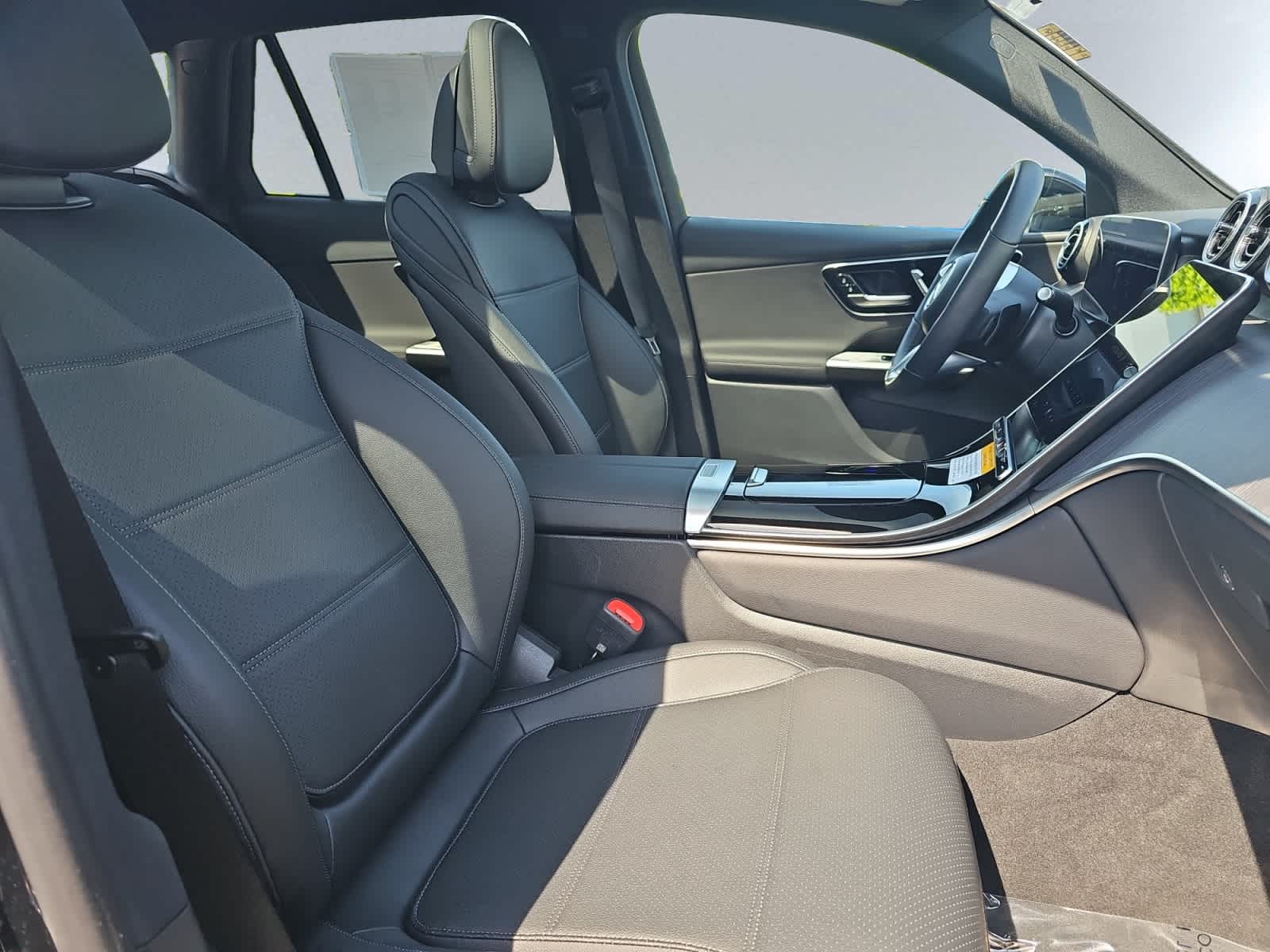 used 2026 Mercedes-Benz GLC 300 car, priced at $46,998