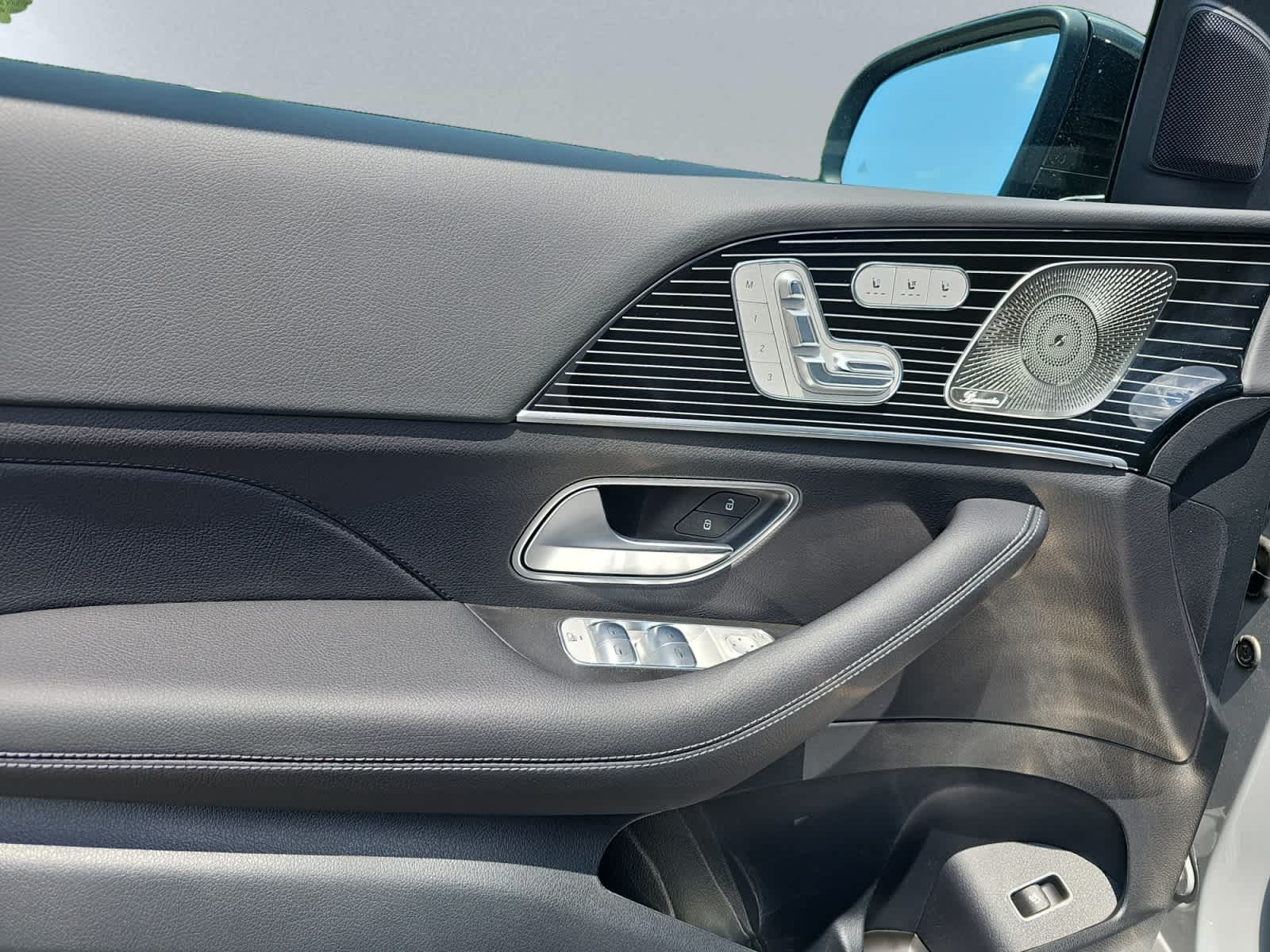 new 2026 Mercedes-Benz GLE 450 car