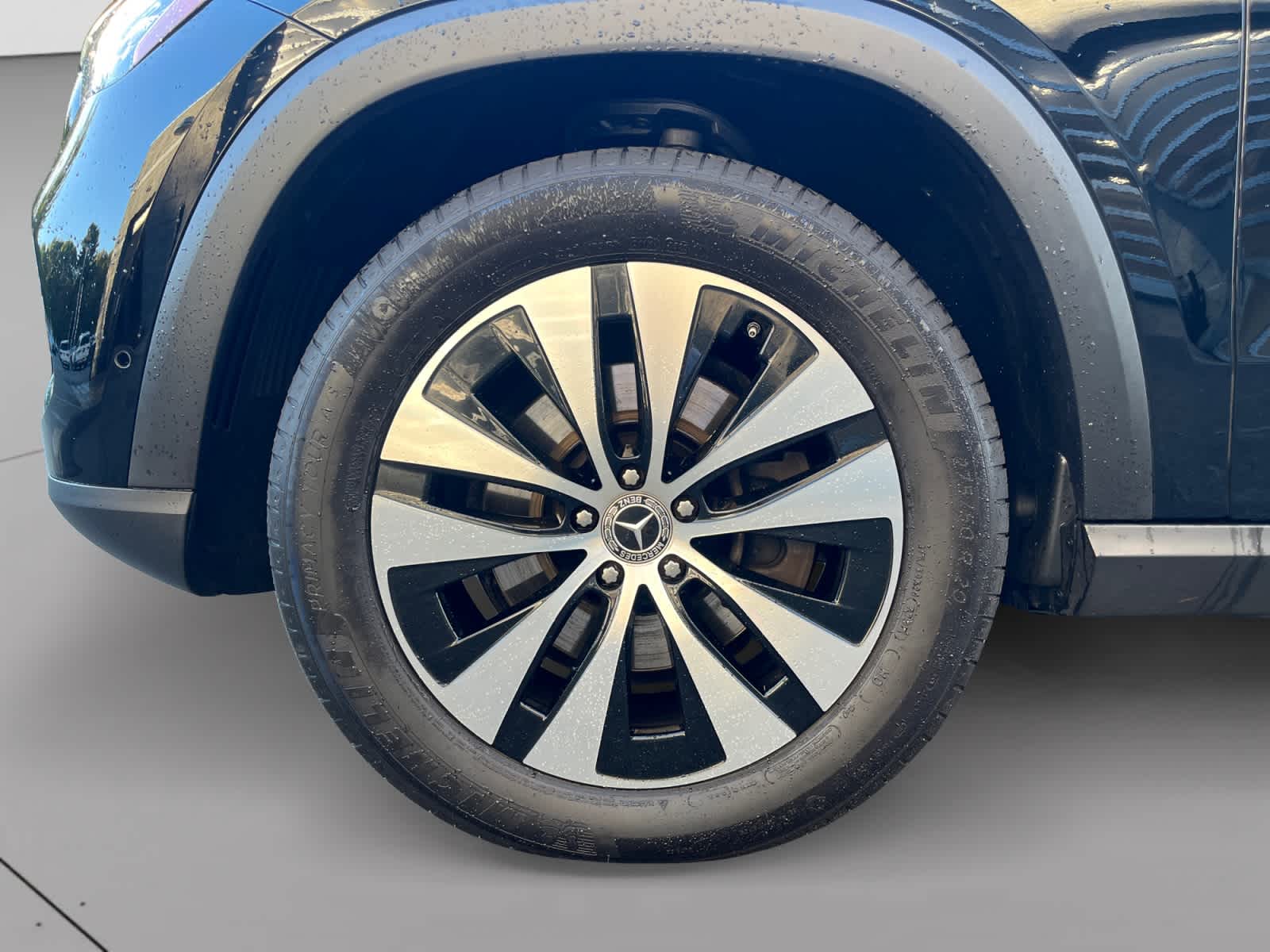 used 2024 Mercedes-Benz GLE 350 car, priced at $53,988