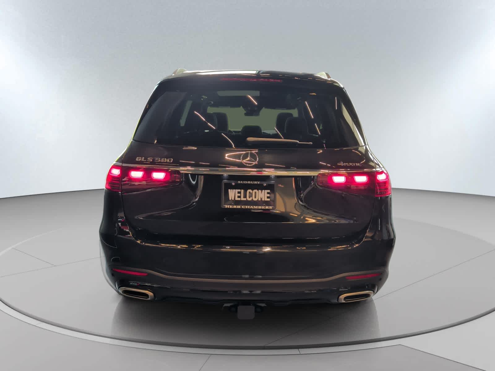 new 2026 Mercedes-Benz GLS 580 car