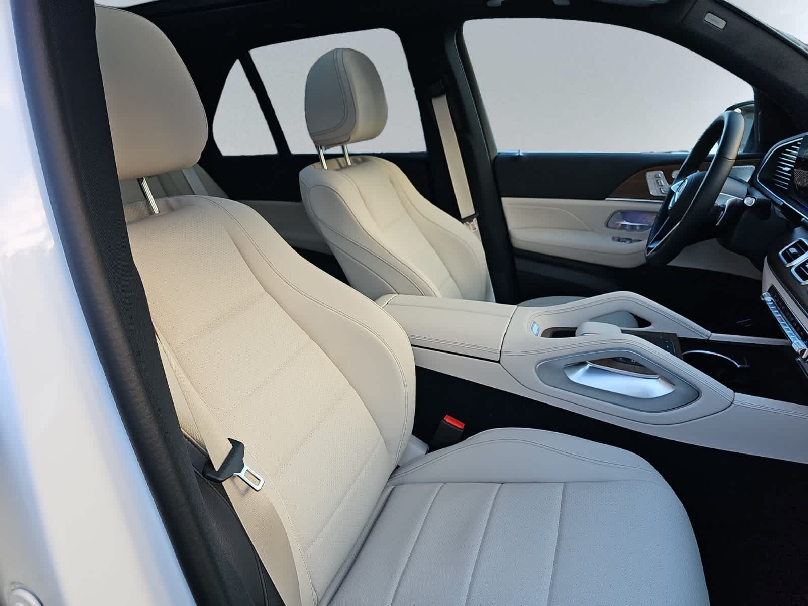 used 2025 Mercedes-Benz GLE 350 car, priced at $61,388