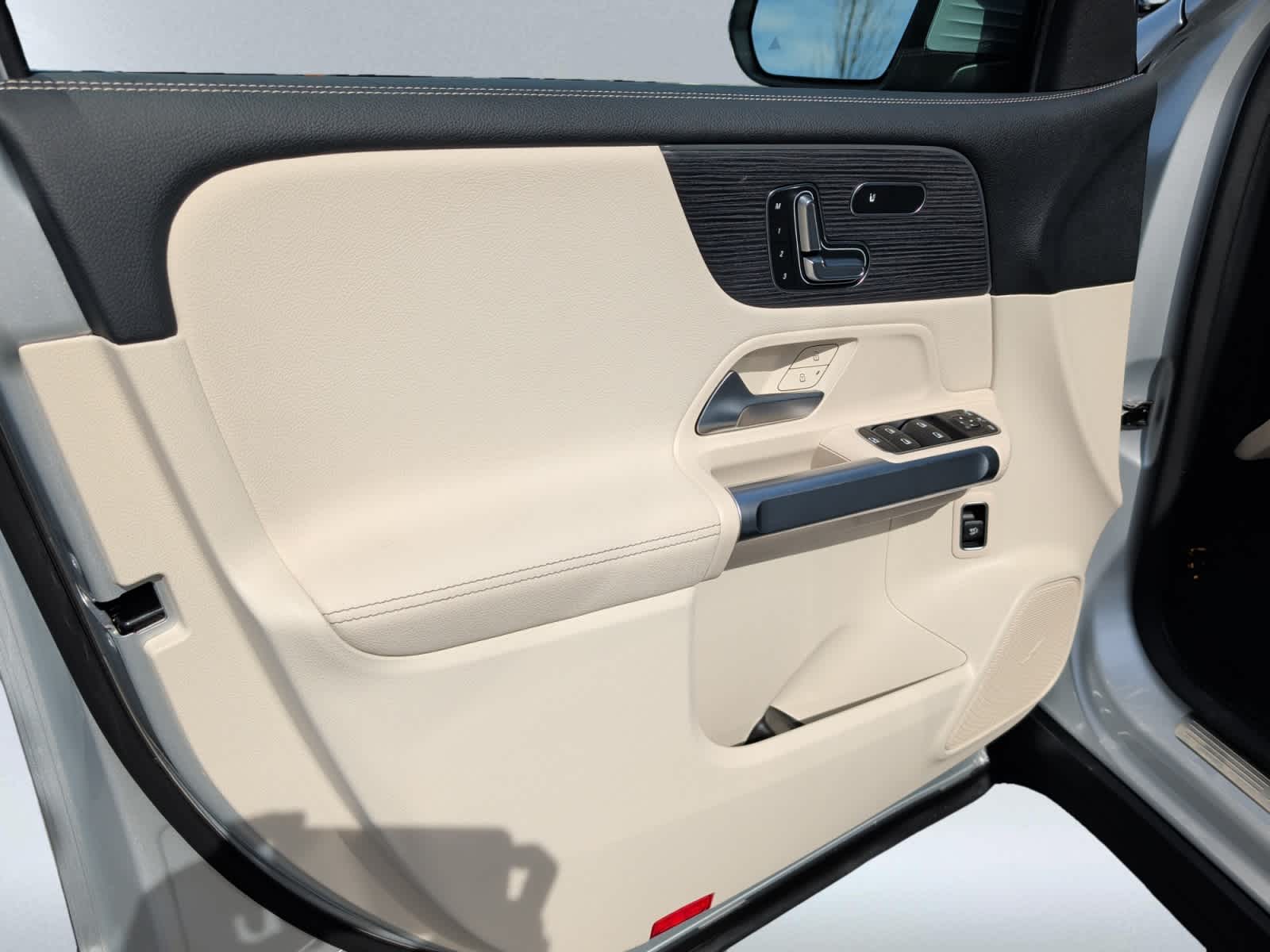 used 2023 Mercedes-Benz EQB 300 car, priced at $28,898