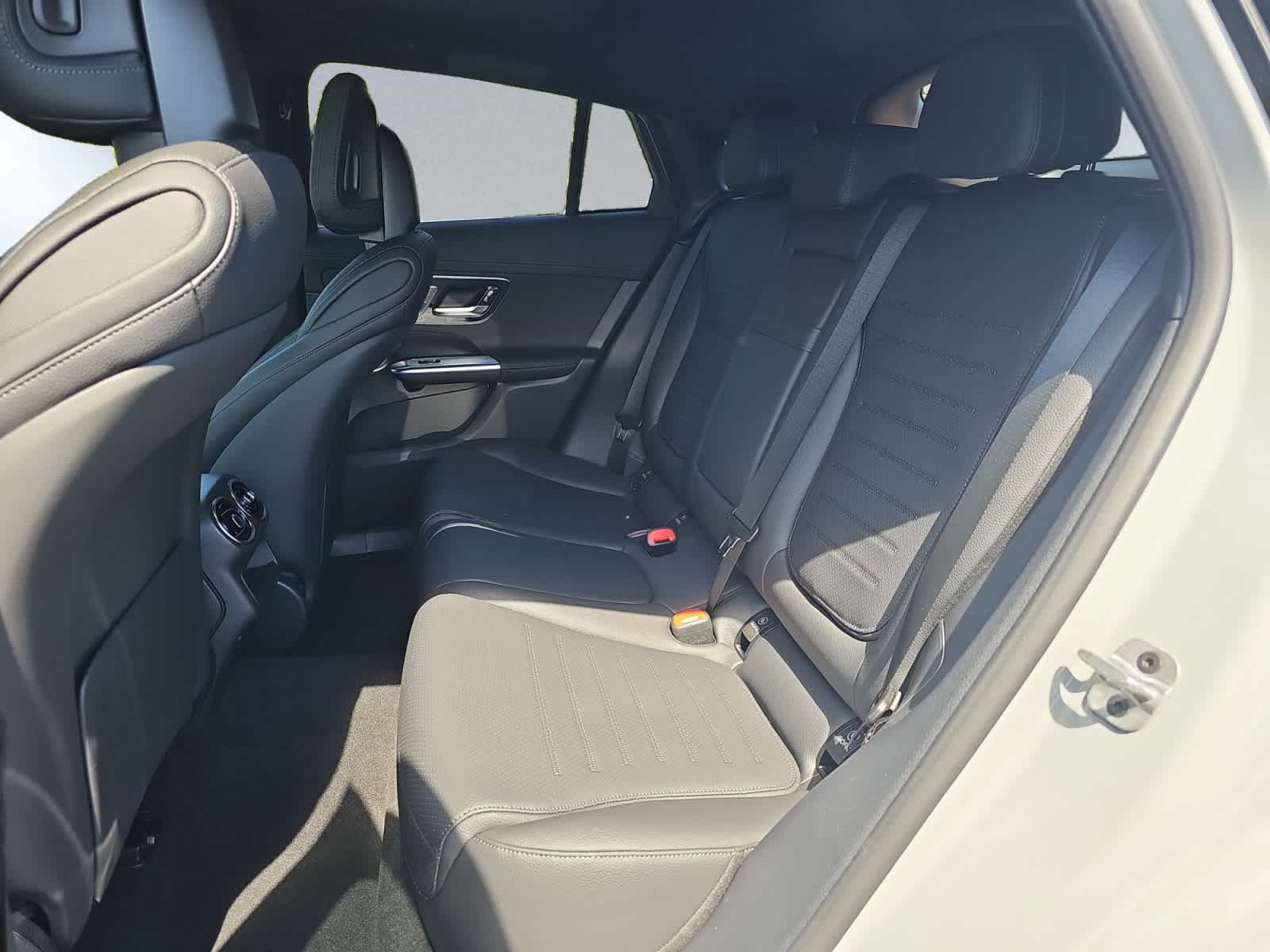 new 2026 Mercedes-Benz GLC 300 car