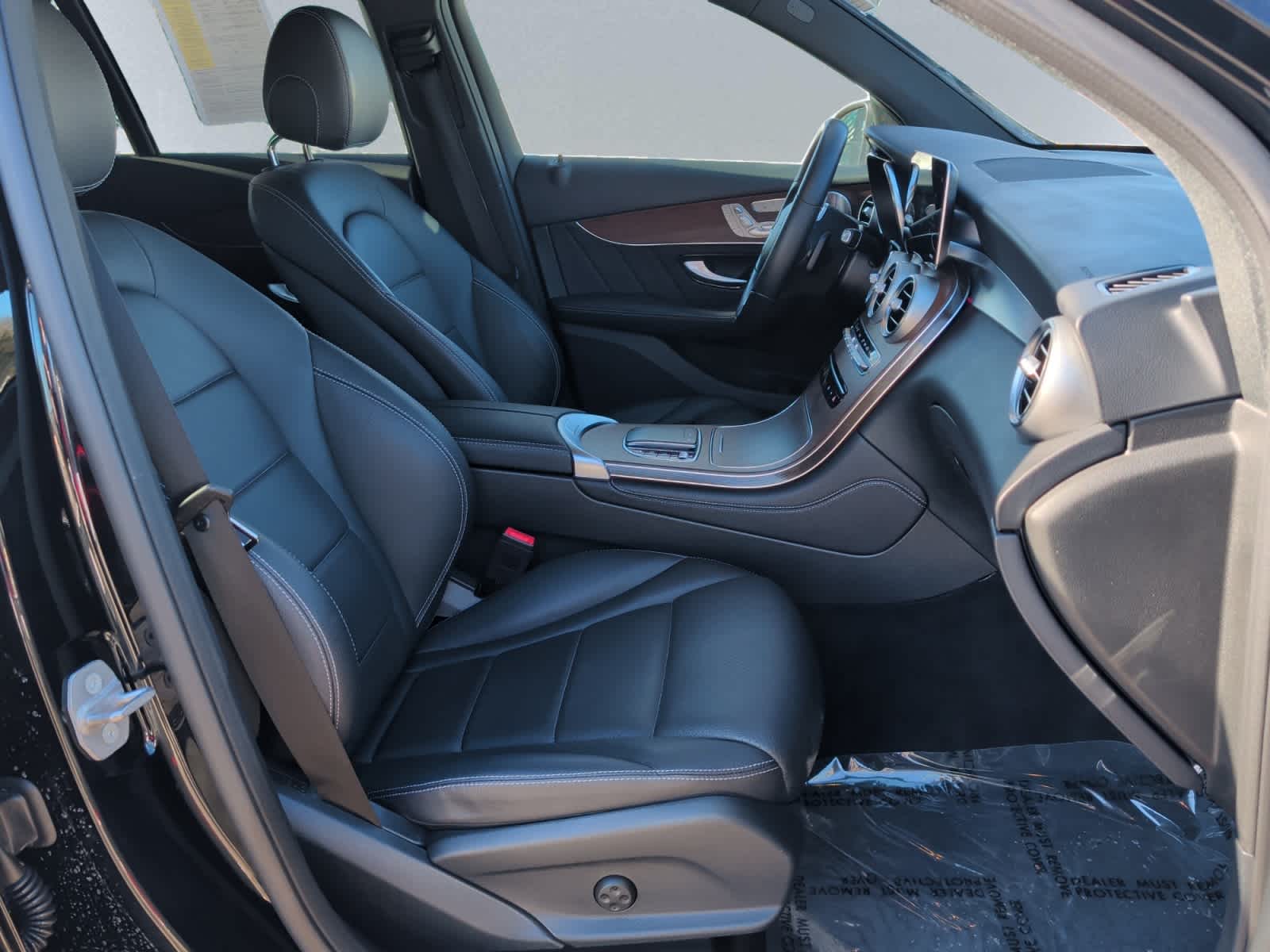 used 2021 Mercedes-Benz GLC 300 car, priced at $26,198