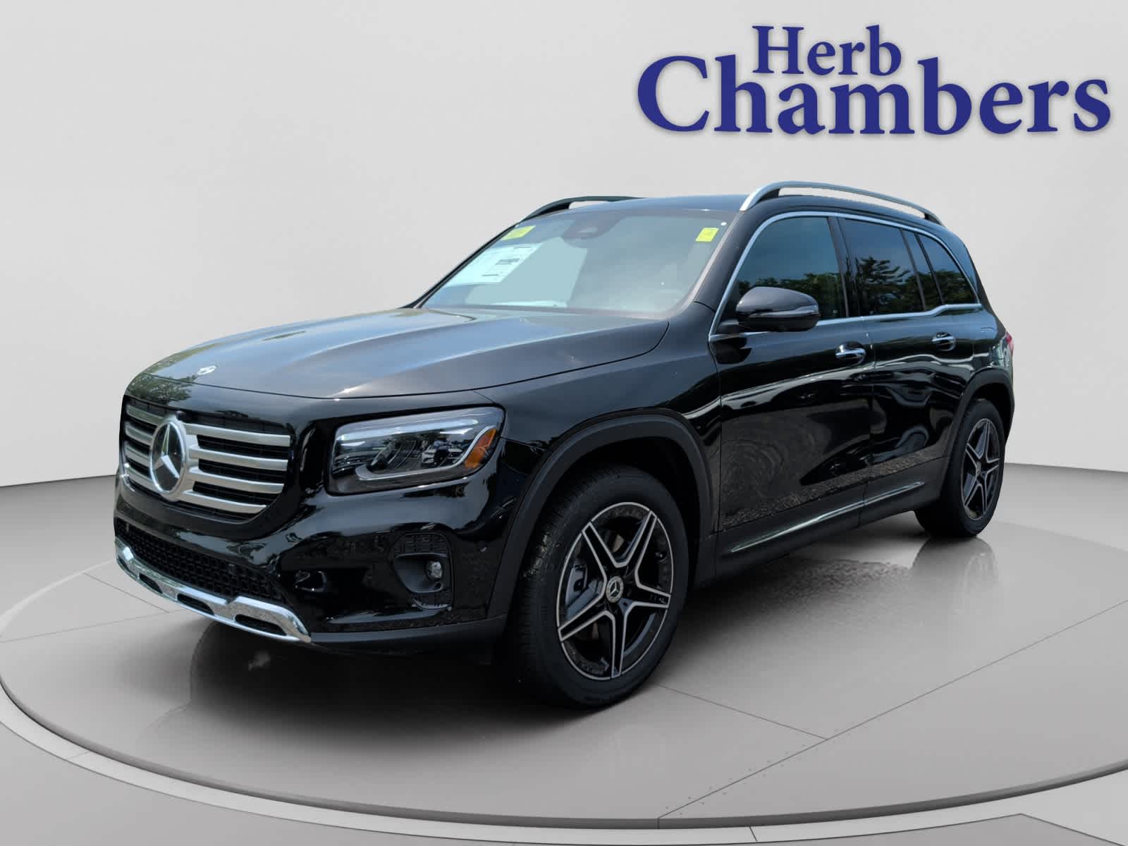 new 2026 Mercedes-Benz GLB 250 car