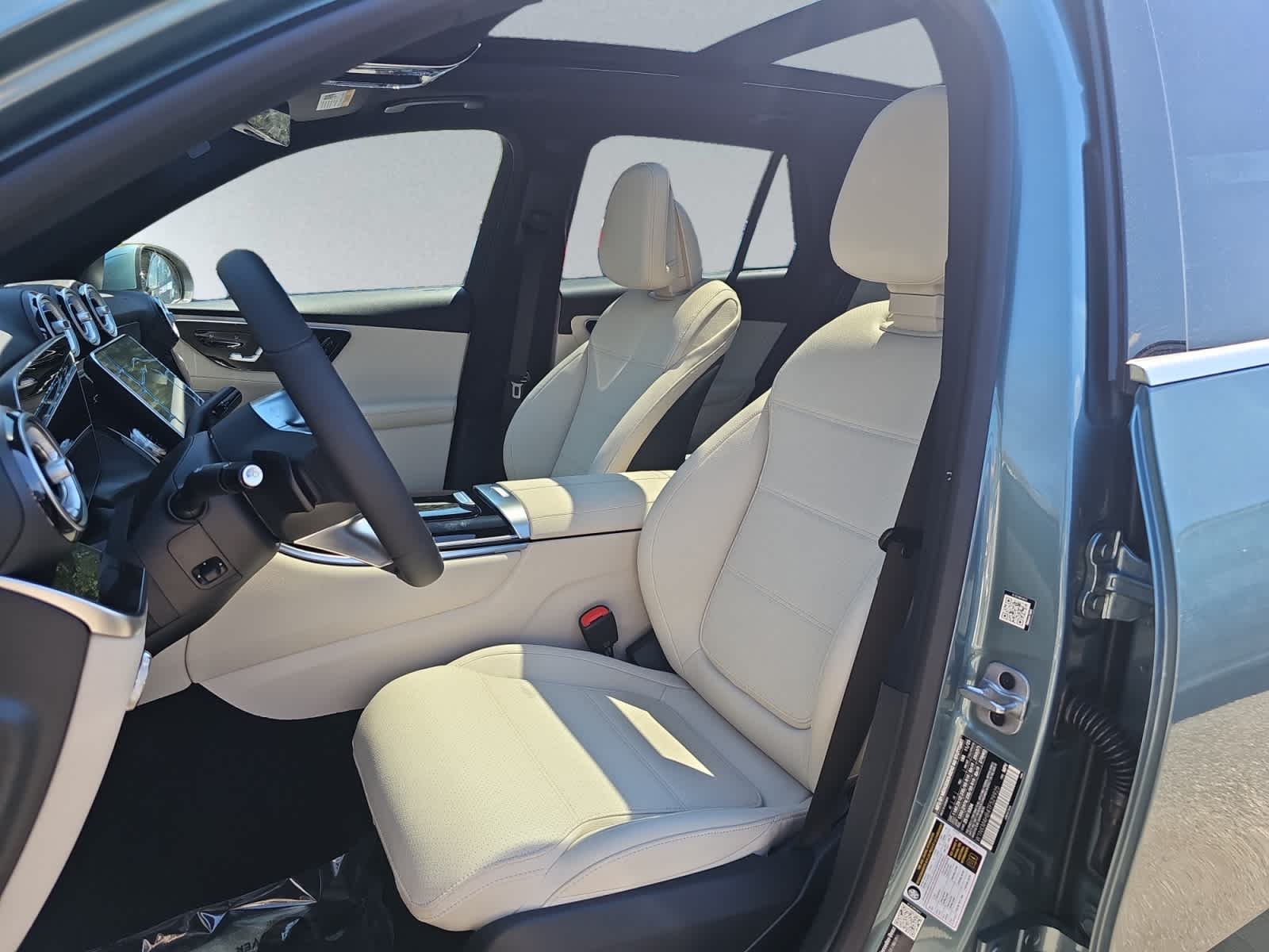 new 2026 Mercedes-Benz GLC 300 car