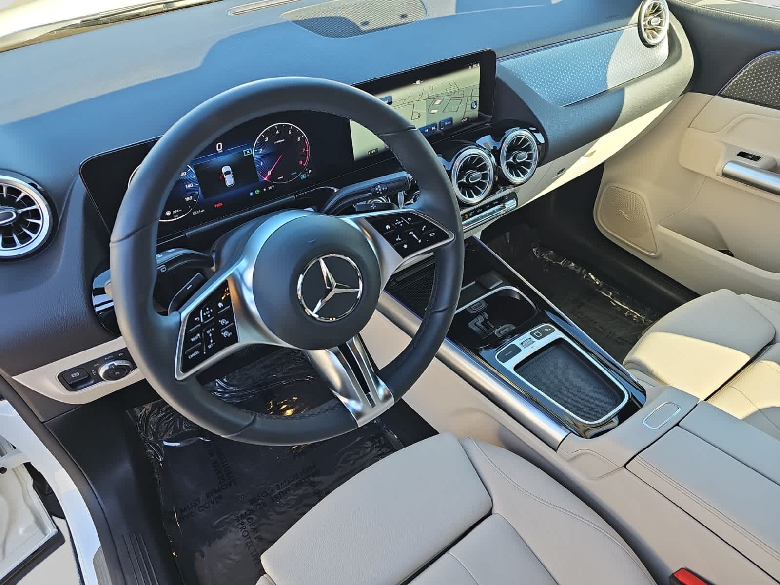 used 2025 Mercedes-Benz GLA 250 car, priced at $37,498