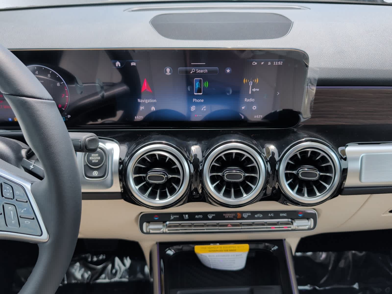 new 2026 Mercedes-Benz GLB 250 car