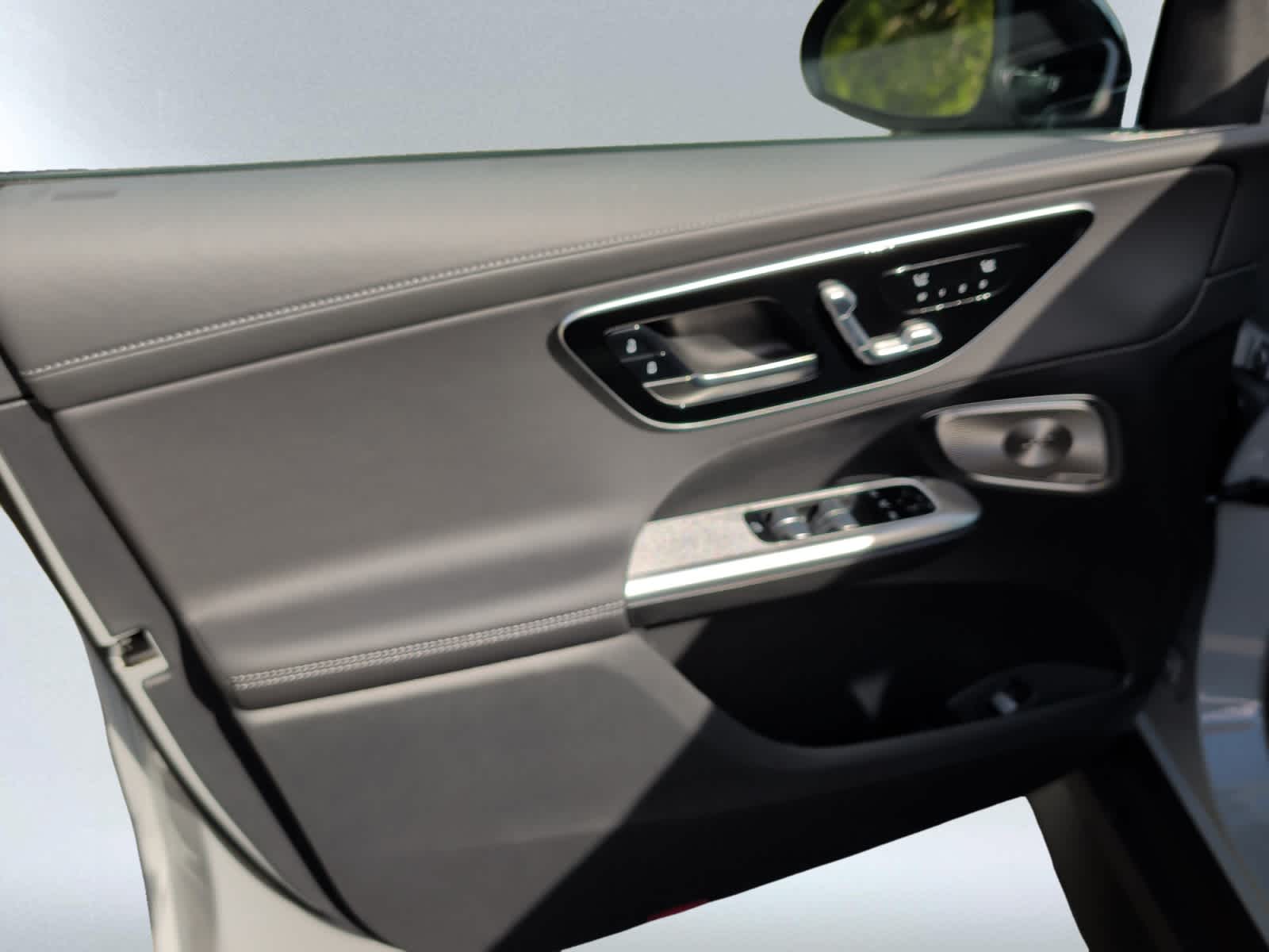 new 2026 Mercedes-Benz GLC 300 car