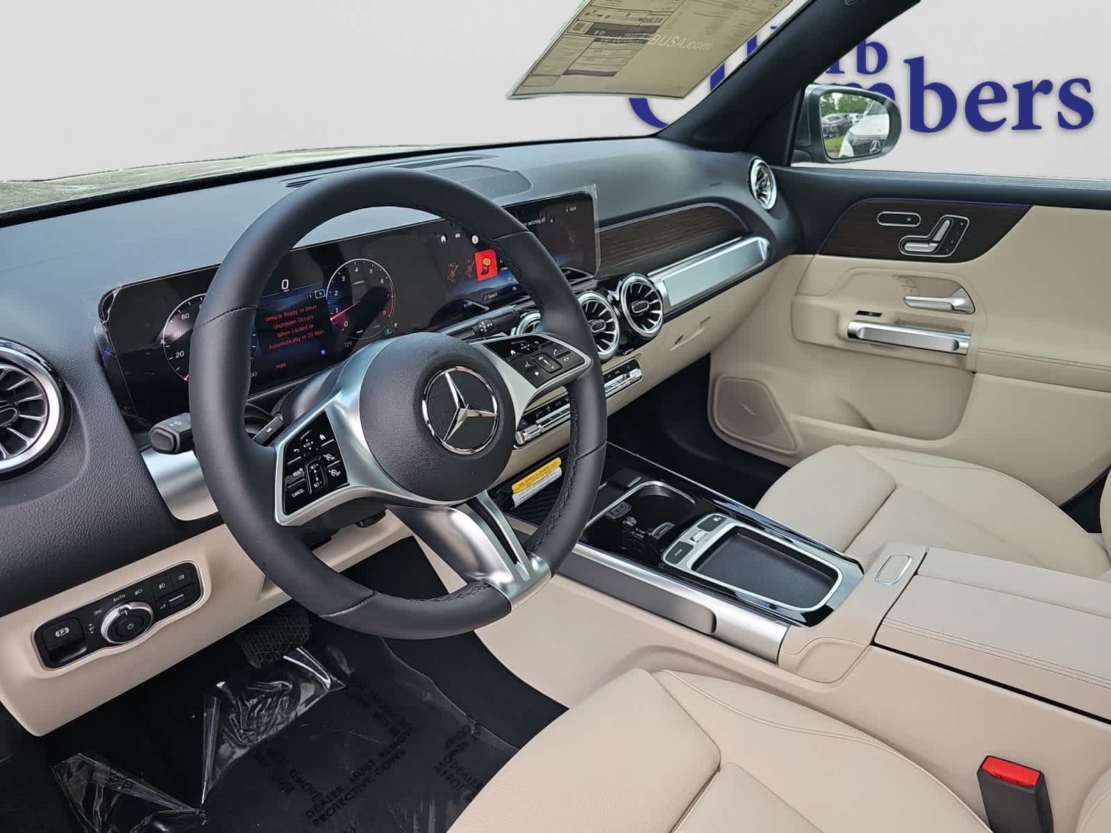 new 2026 Mercedes-Benz GLB 250 car