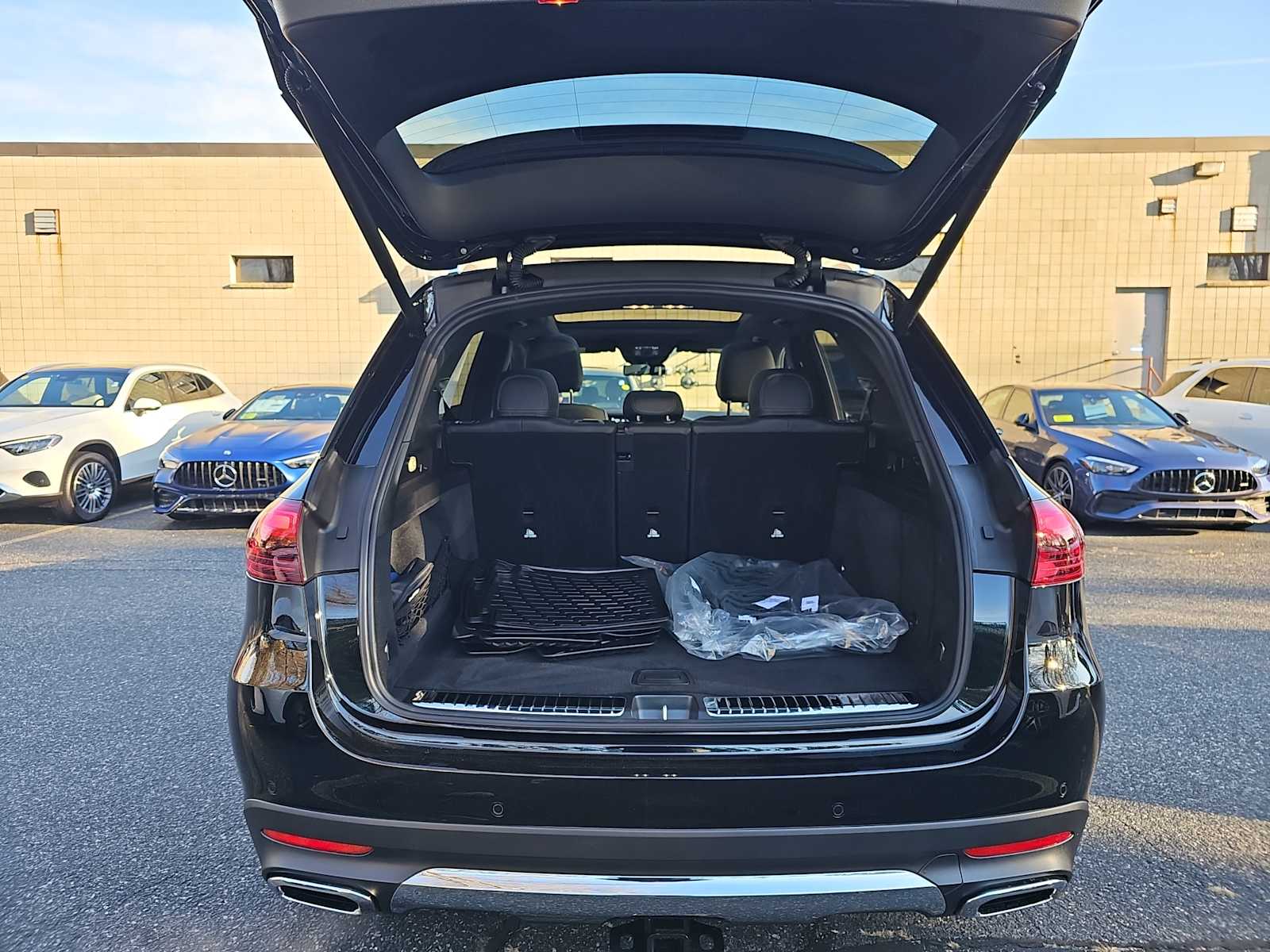 used 2025 Mercedes-Benz GLE 350 car, priced at $61,488